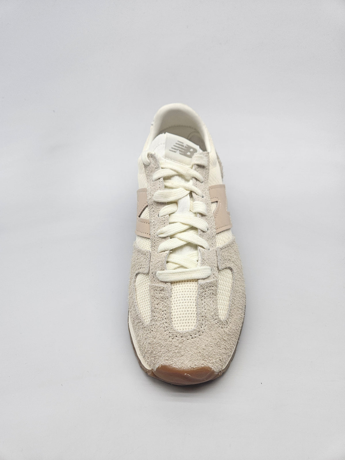 NEW NOVI BALANCE ORIGINAL PATIKI BR 40.5