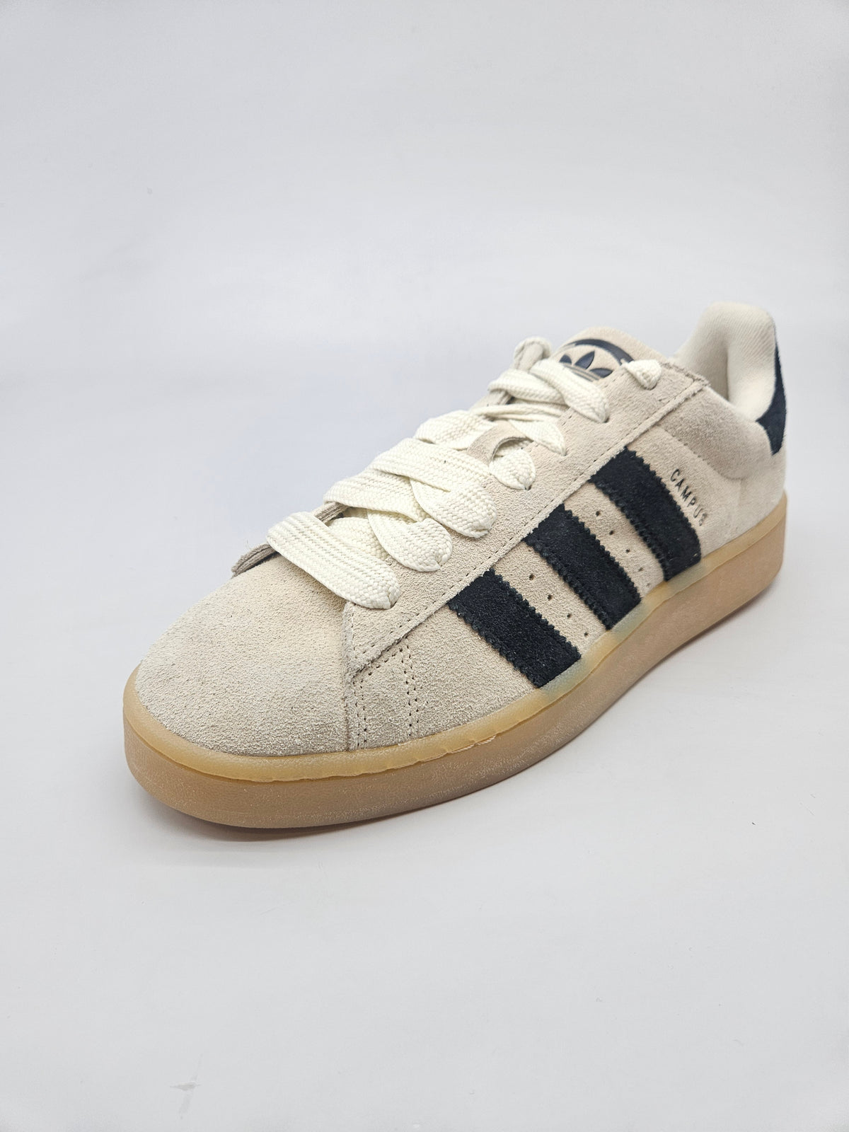 ADIDAS NOVI ORIGINAL PATIKI BR 44