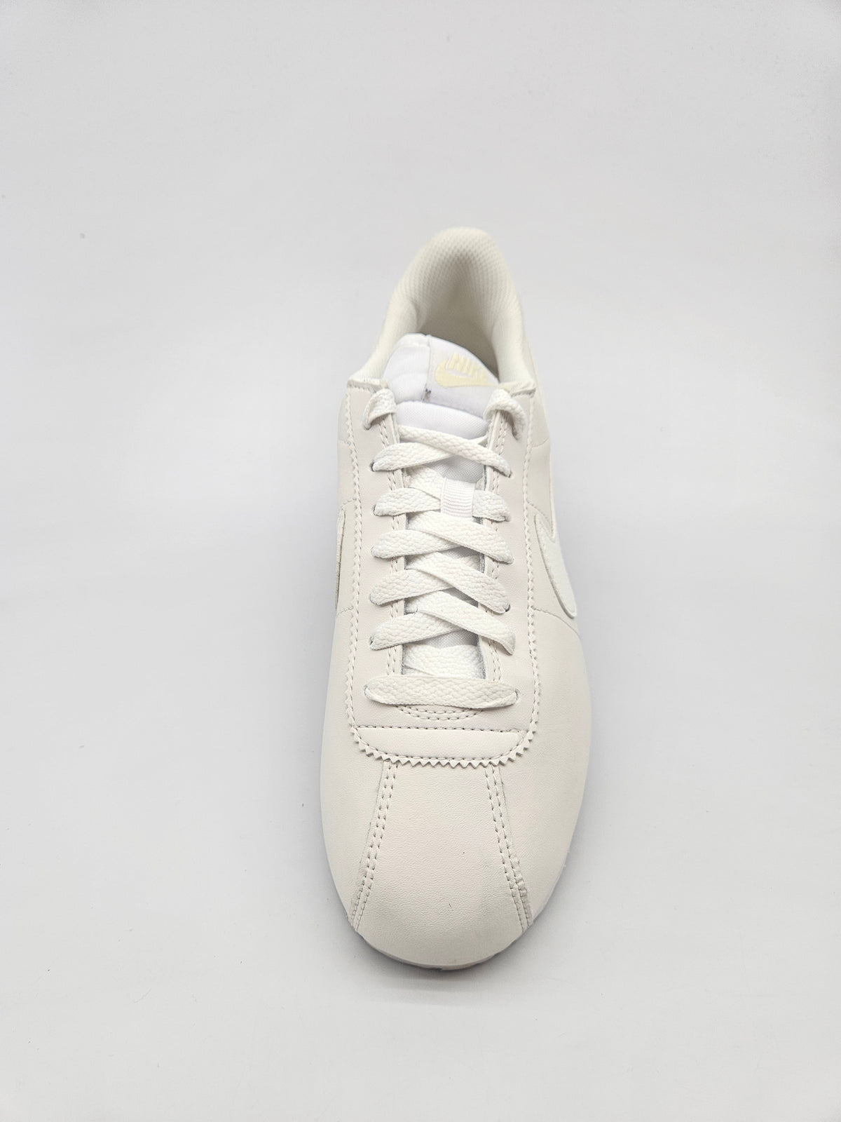 NIKE NOVI ORIGINAL PATIKI BR 39