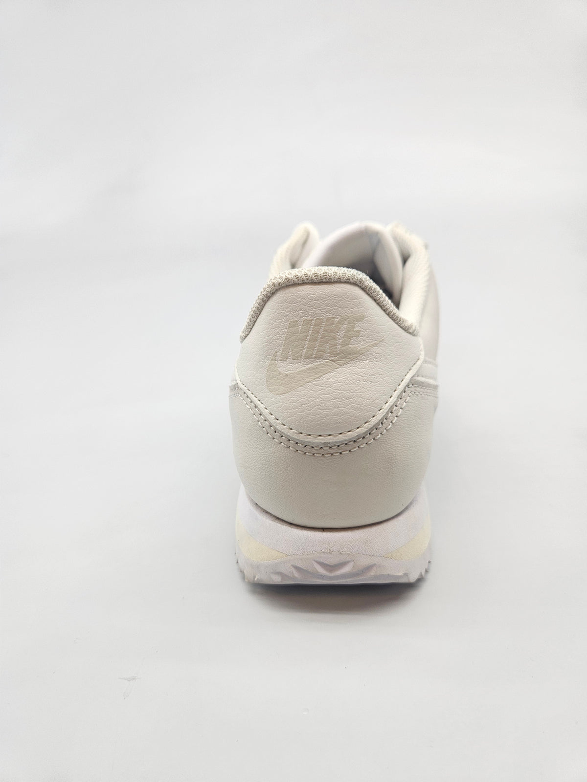 NIKE NOVI ORIGINAL PATIKI BR 39