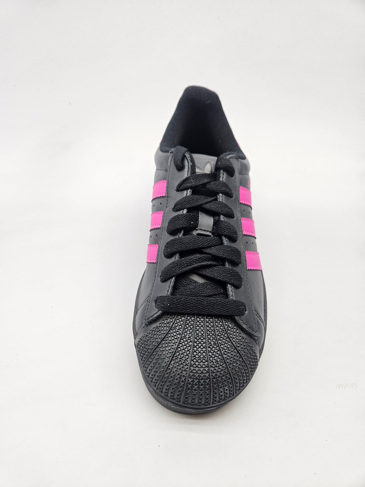 ADIDAS NOVI ORIGINAL PATIKI BR 40
