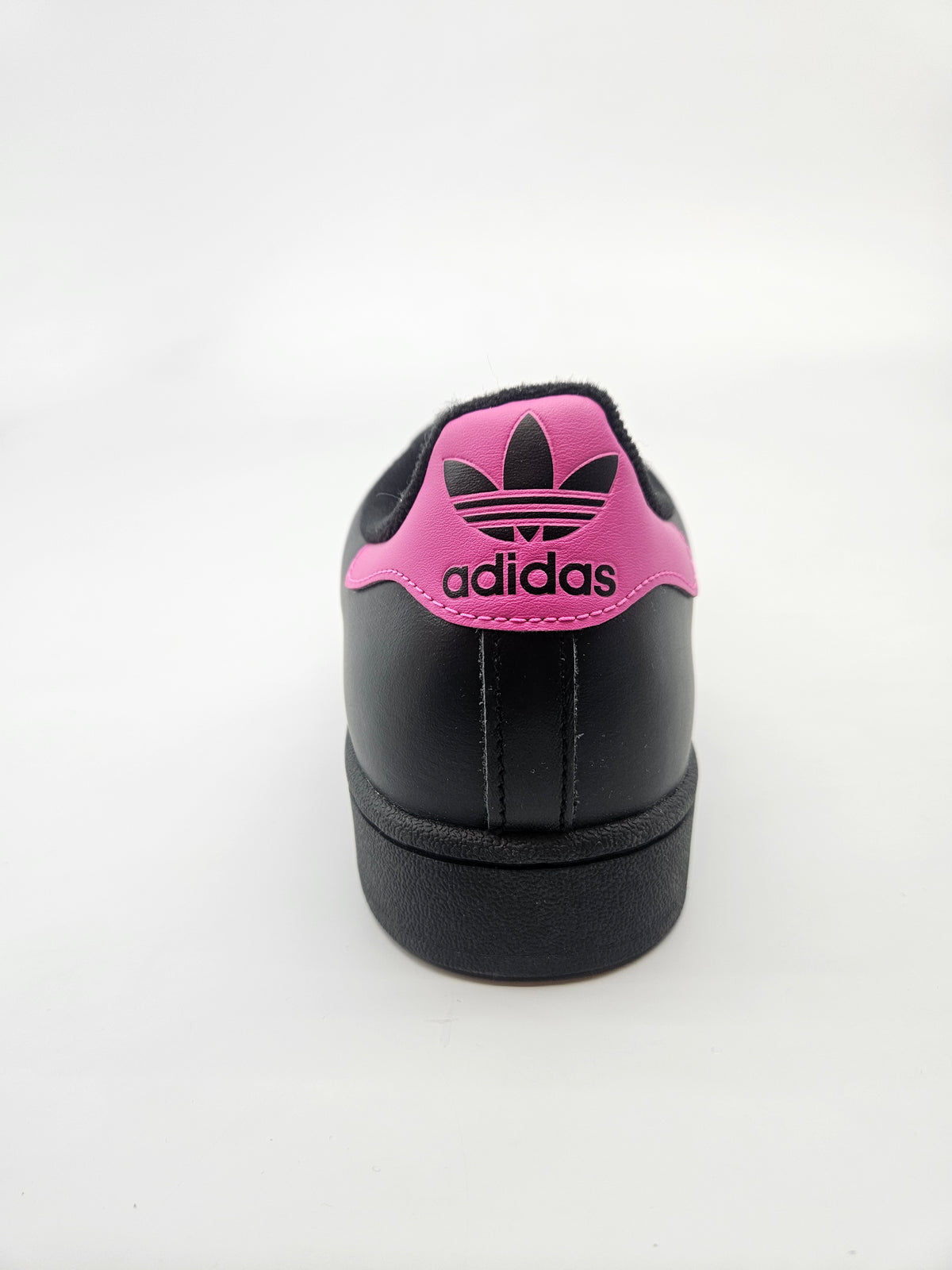 ADIDAS NOVI ORIGINAL PATIKI BR 40