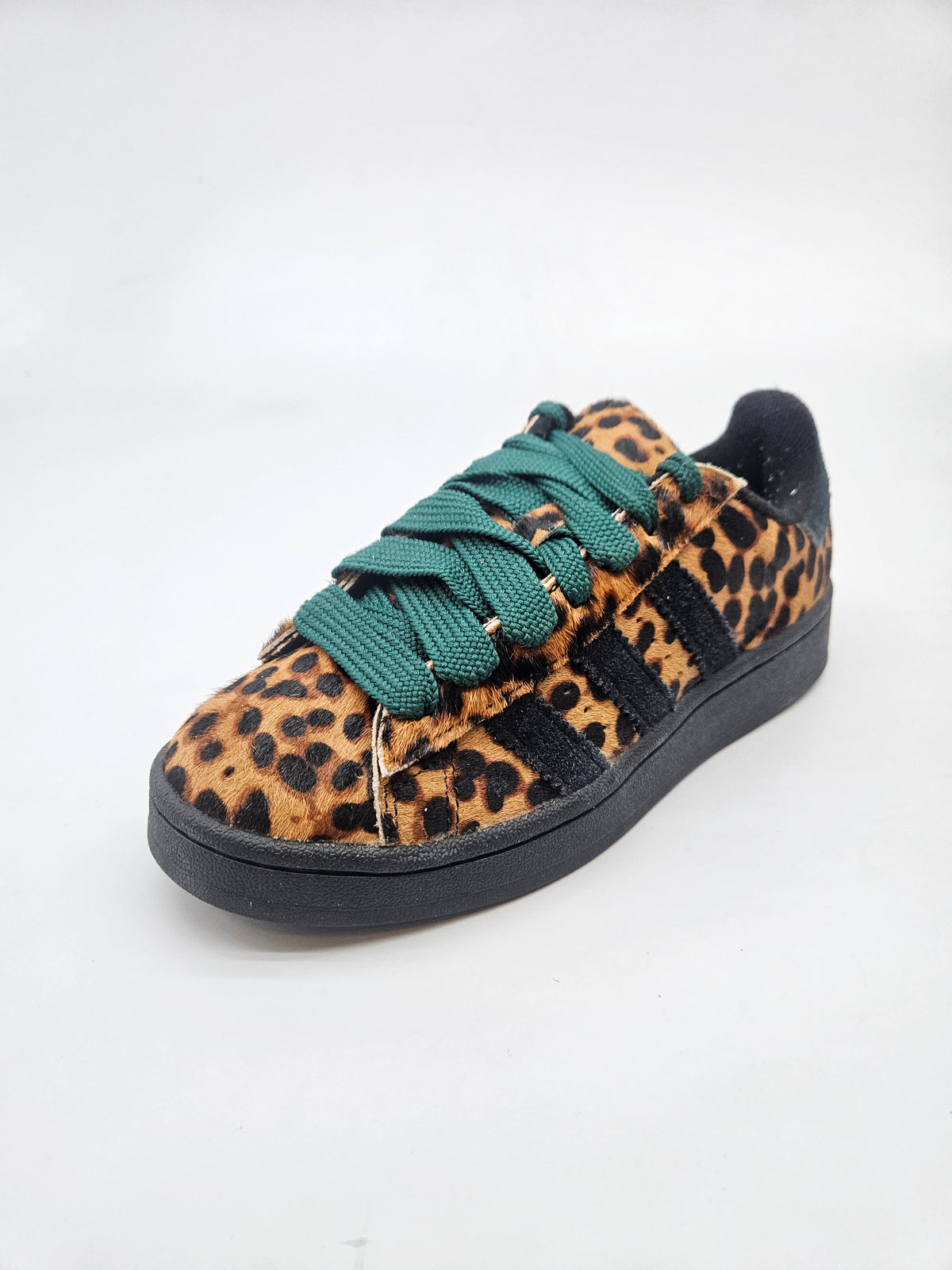 ADIDAS NOVI ORIGINAL PATIKI BR 37