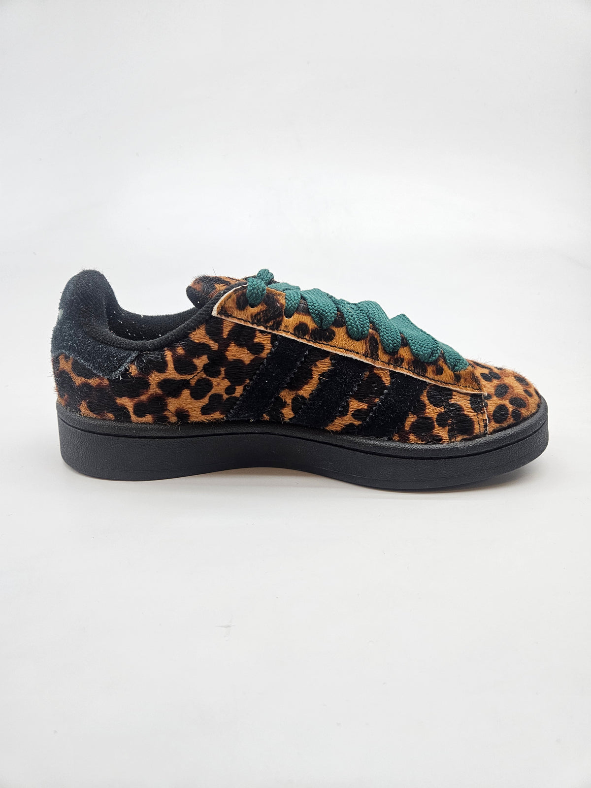 ADIDAS NOVI ORIGINAL PATIKI BR 37