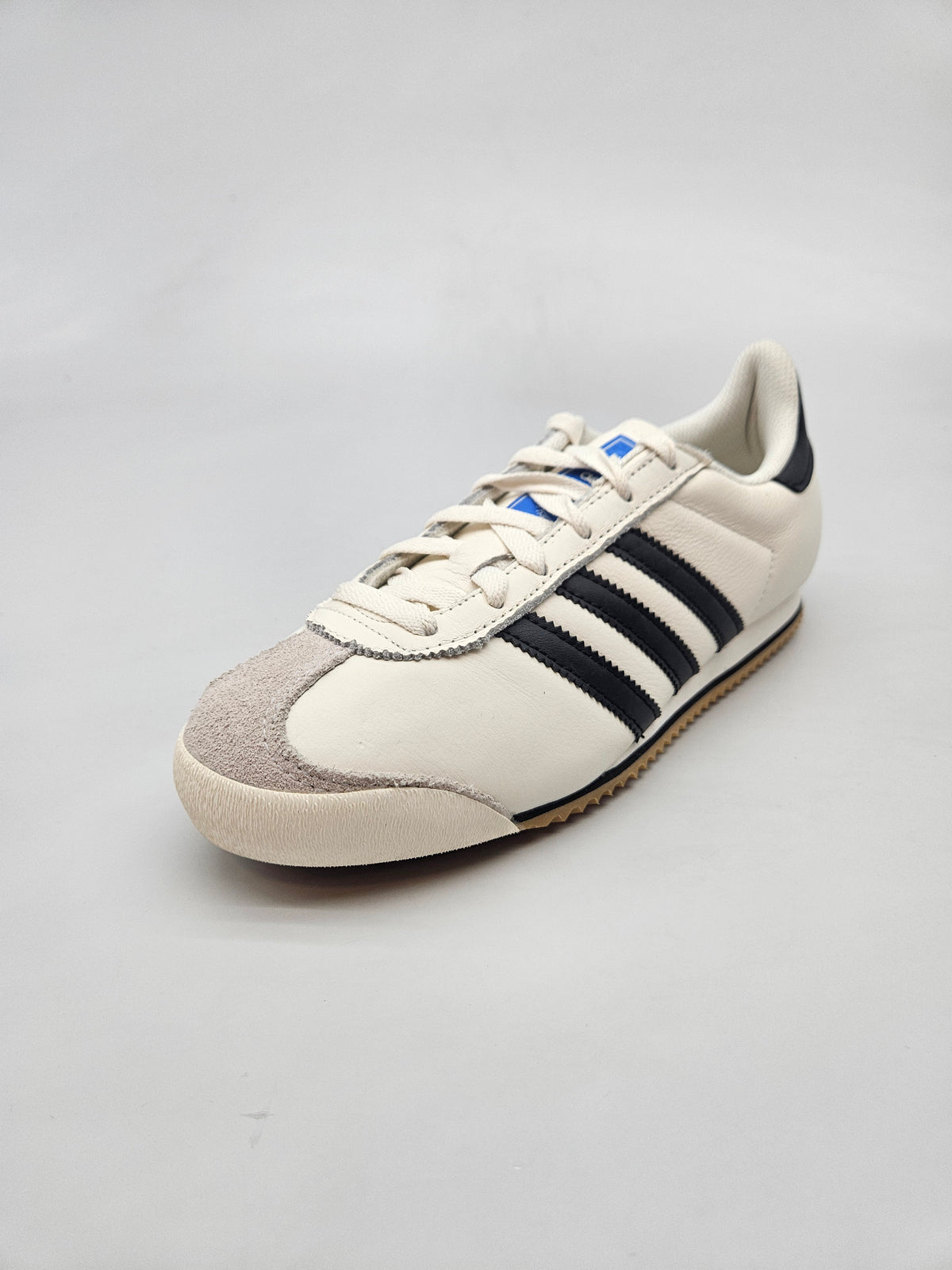 ADIDAS NOVI ORIGINAL PATIKI BR 38.5