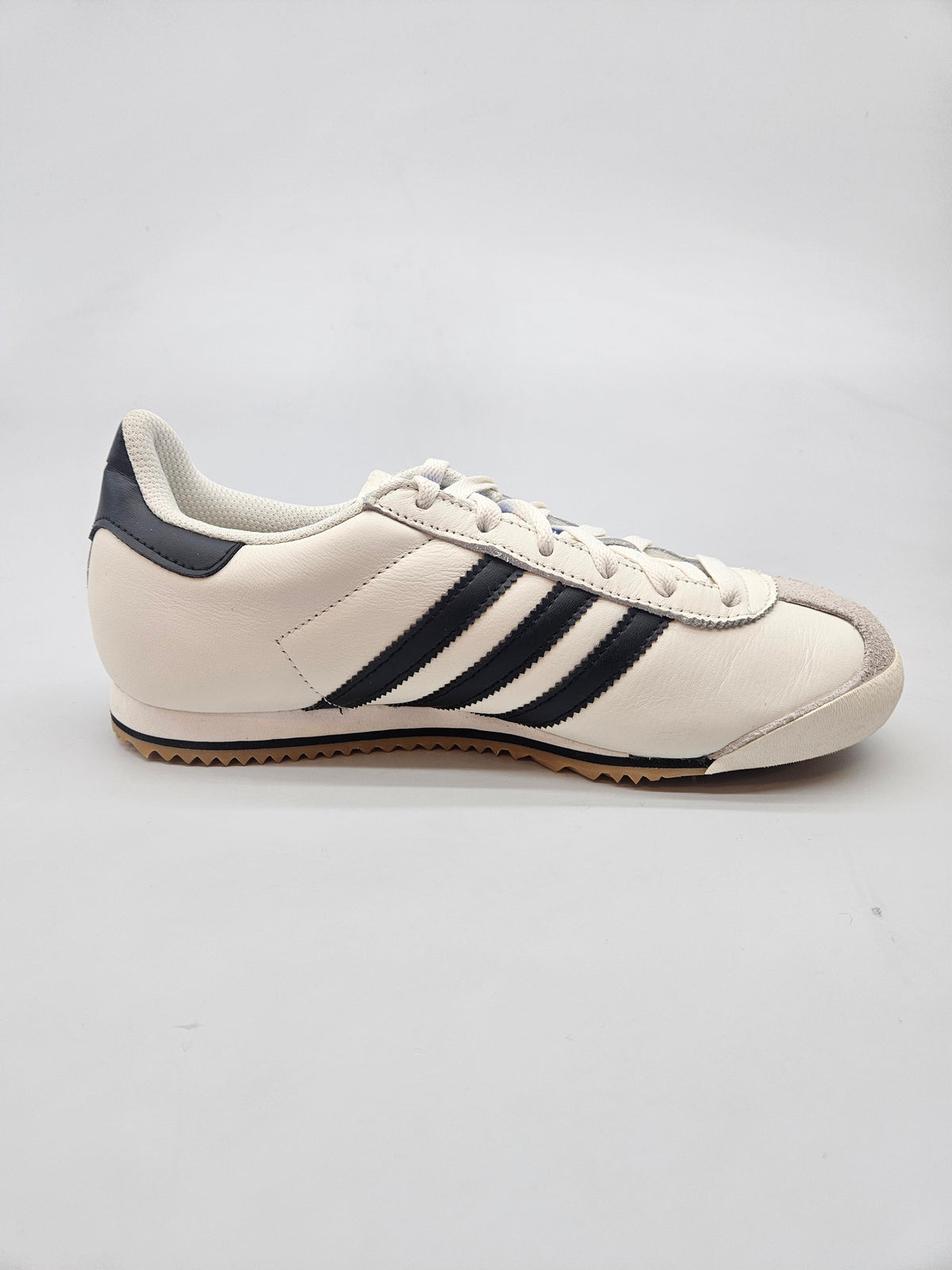 ADIDAS NOVI ORIGINAL PATIKI BR 38.5