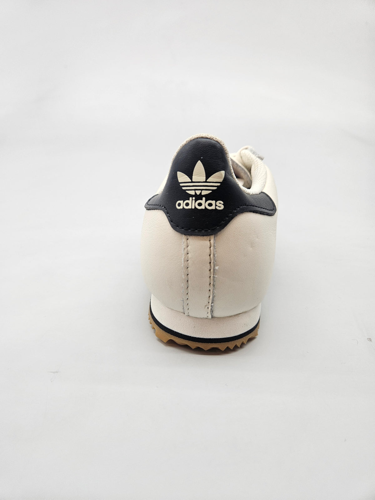 ADIDAS NOVI ORIGINAL PATIKI BR 38.5
