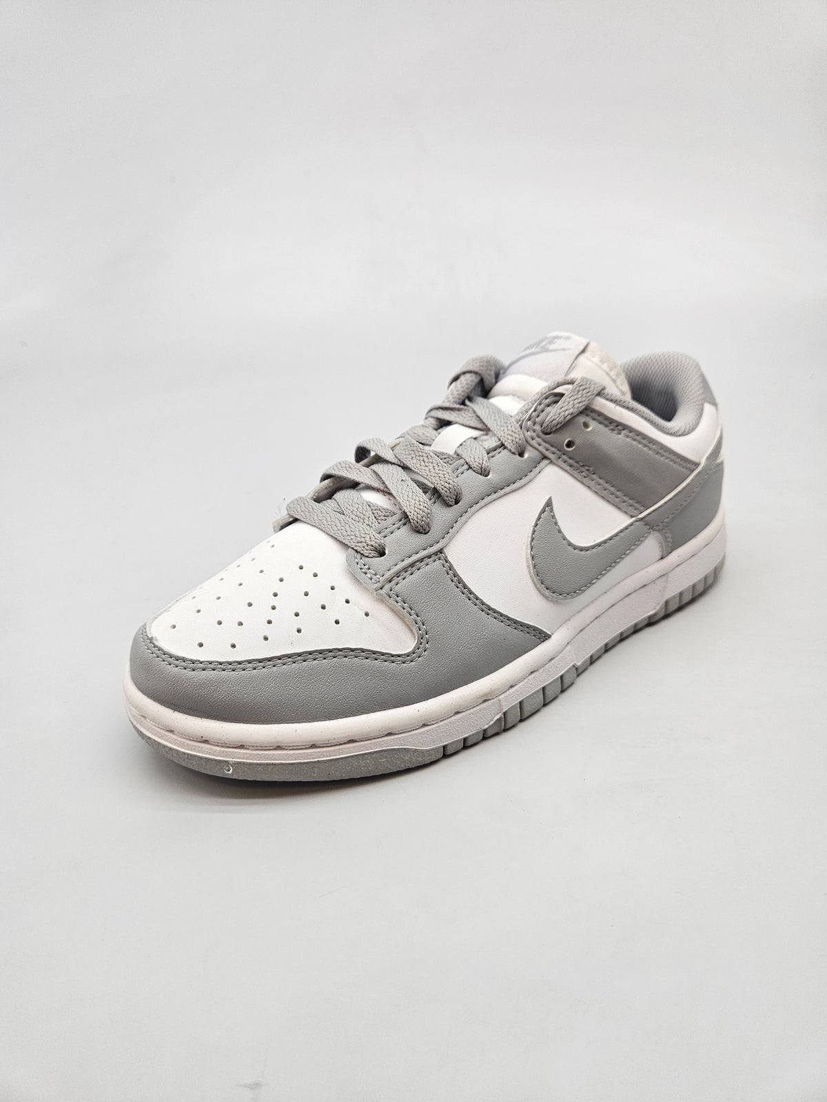 NIKE NOVI ORIGINAL PATIKI BR 37.5