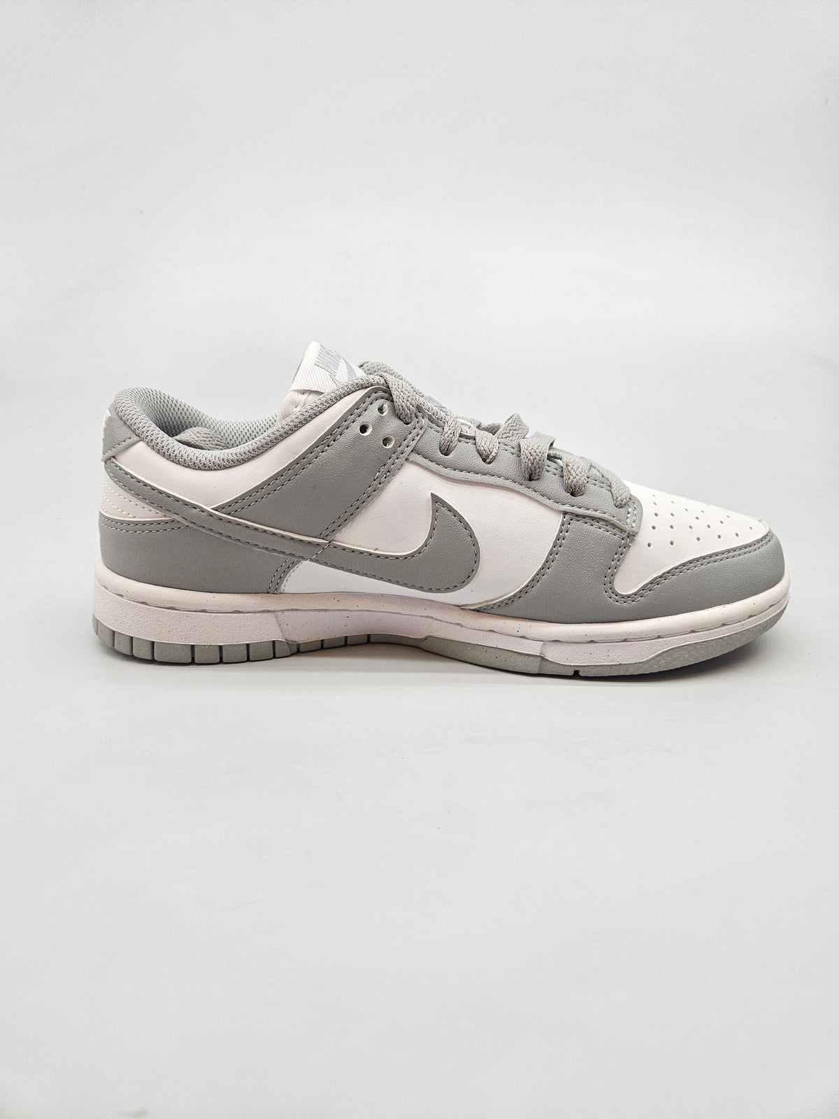 NIKE NOVI ORIGINAL PATIKI BR 37.5