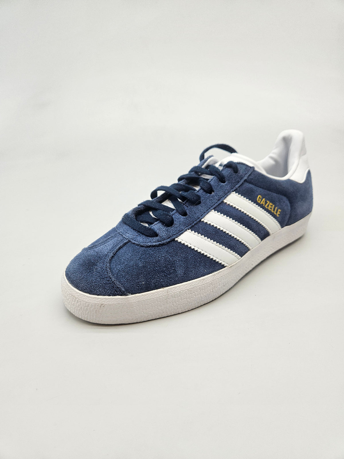 ADIDAS NOVI ORIGINAL PATIKI BR 37