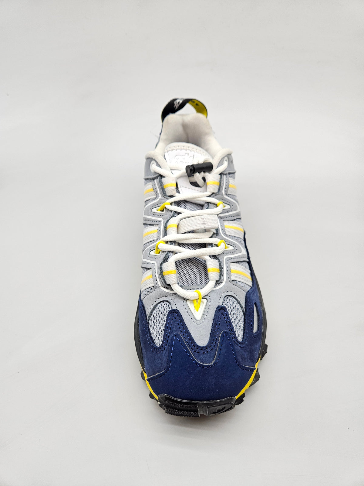 ADIDAS NOVI ORIGINAL PATIKI BR 41