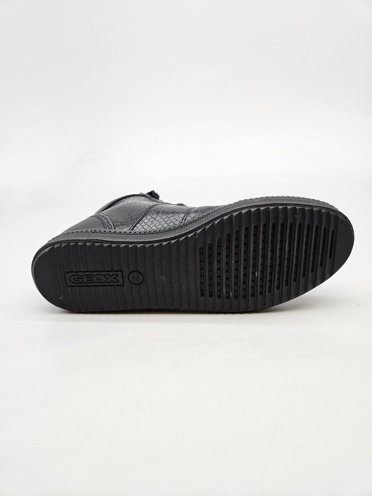 GEOX ORIGINAL PATIKI BR 38