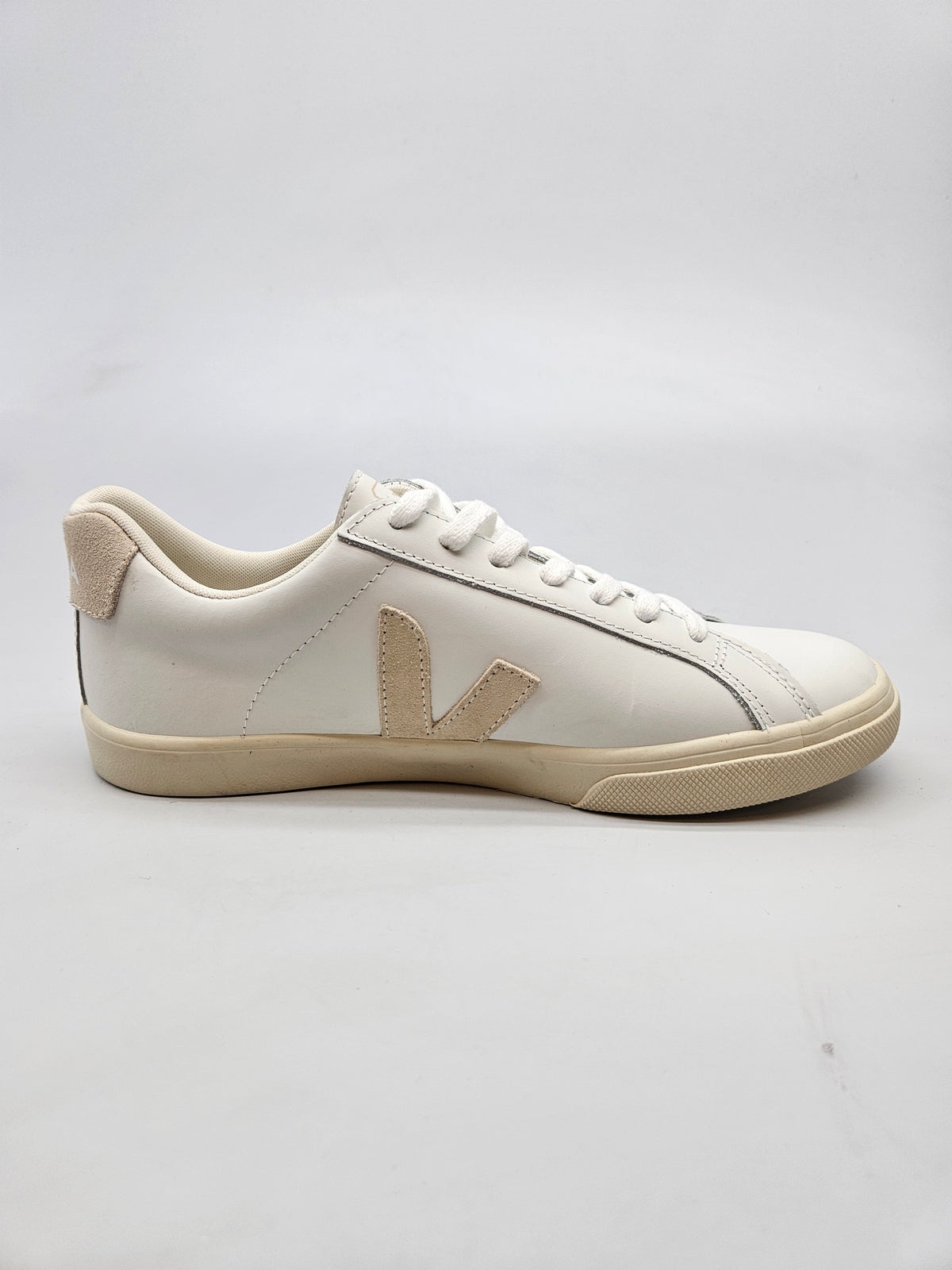 VEJA NOVI ORIGINAL PATIKI BR 39