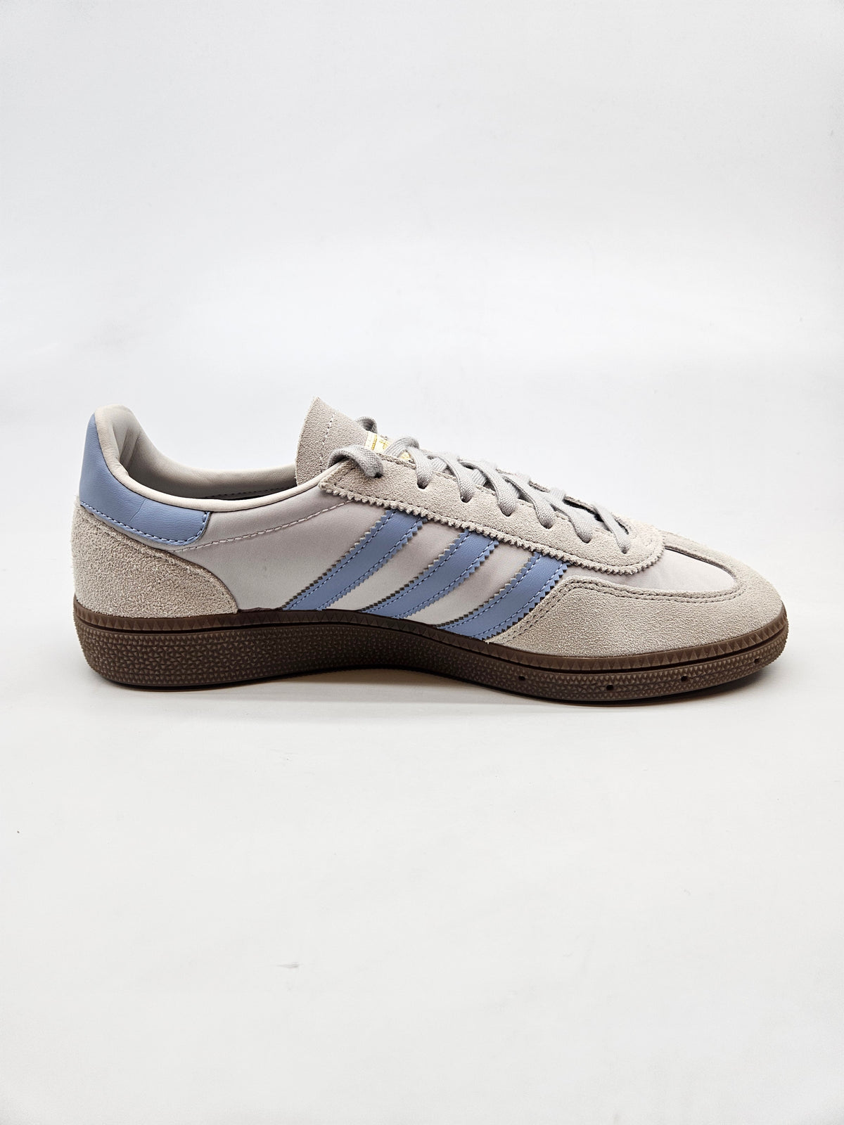 ADIDAS NOVI ORIGINAL PATIKI BR 40