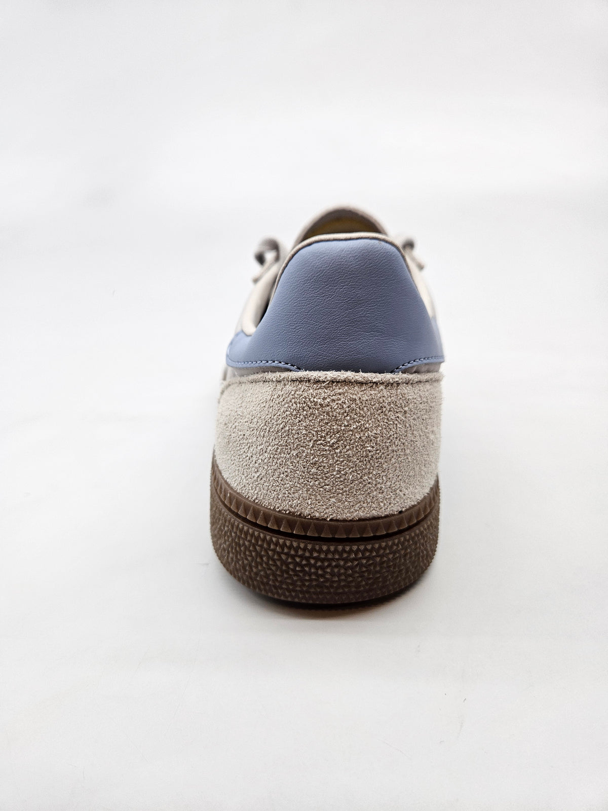 ADIDAS NOVI ORIGINAL PATIKI BR 40