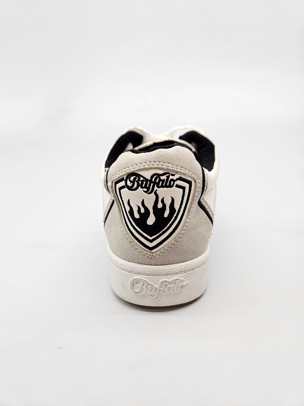 BUFFALO NOVI ORIGINAL PATIKI BR 39