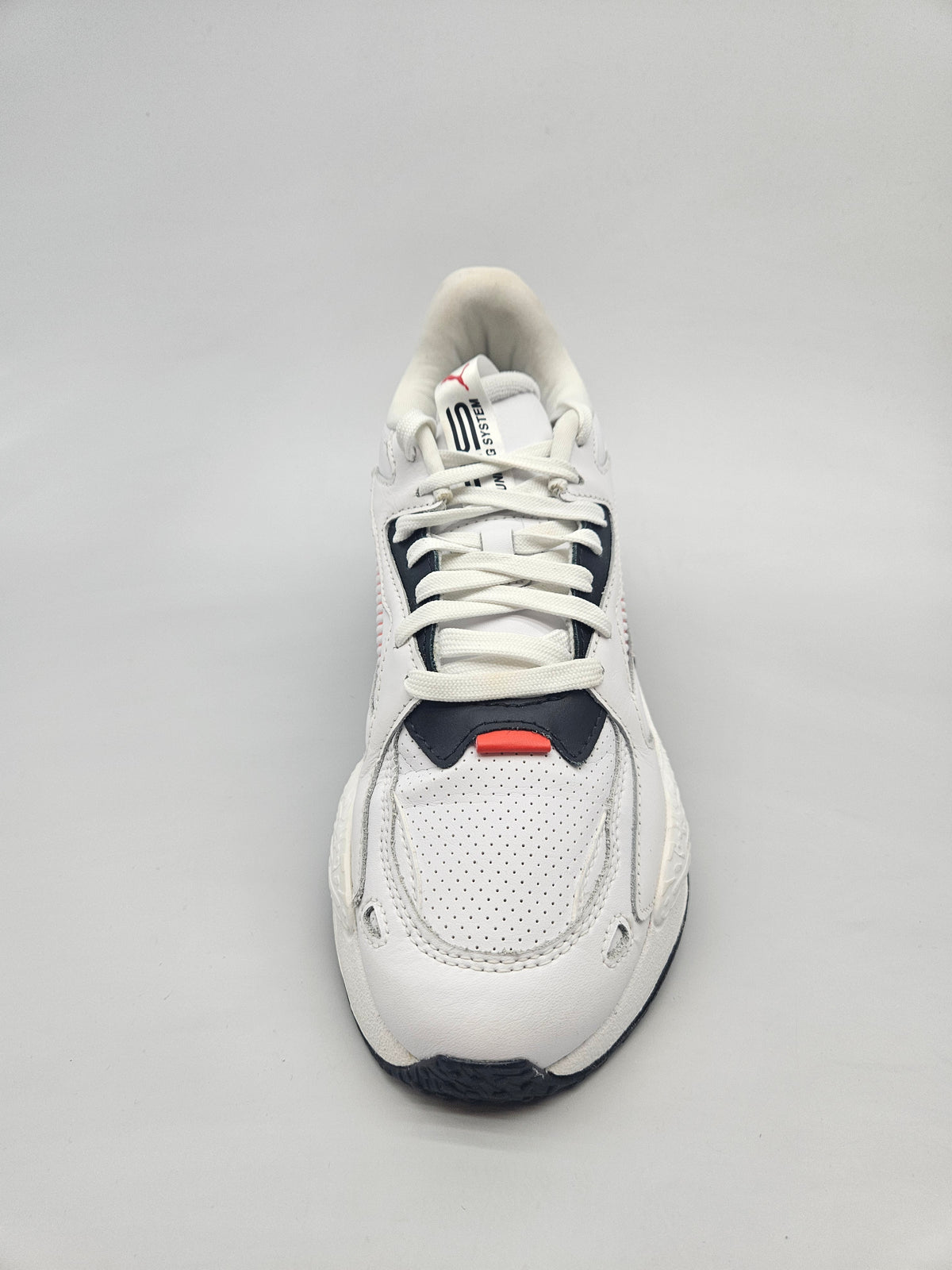 PUMA NOVI ORIGINAL PATIKI BR 40