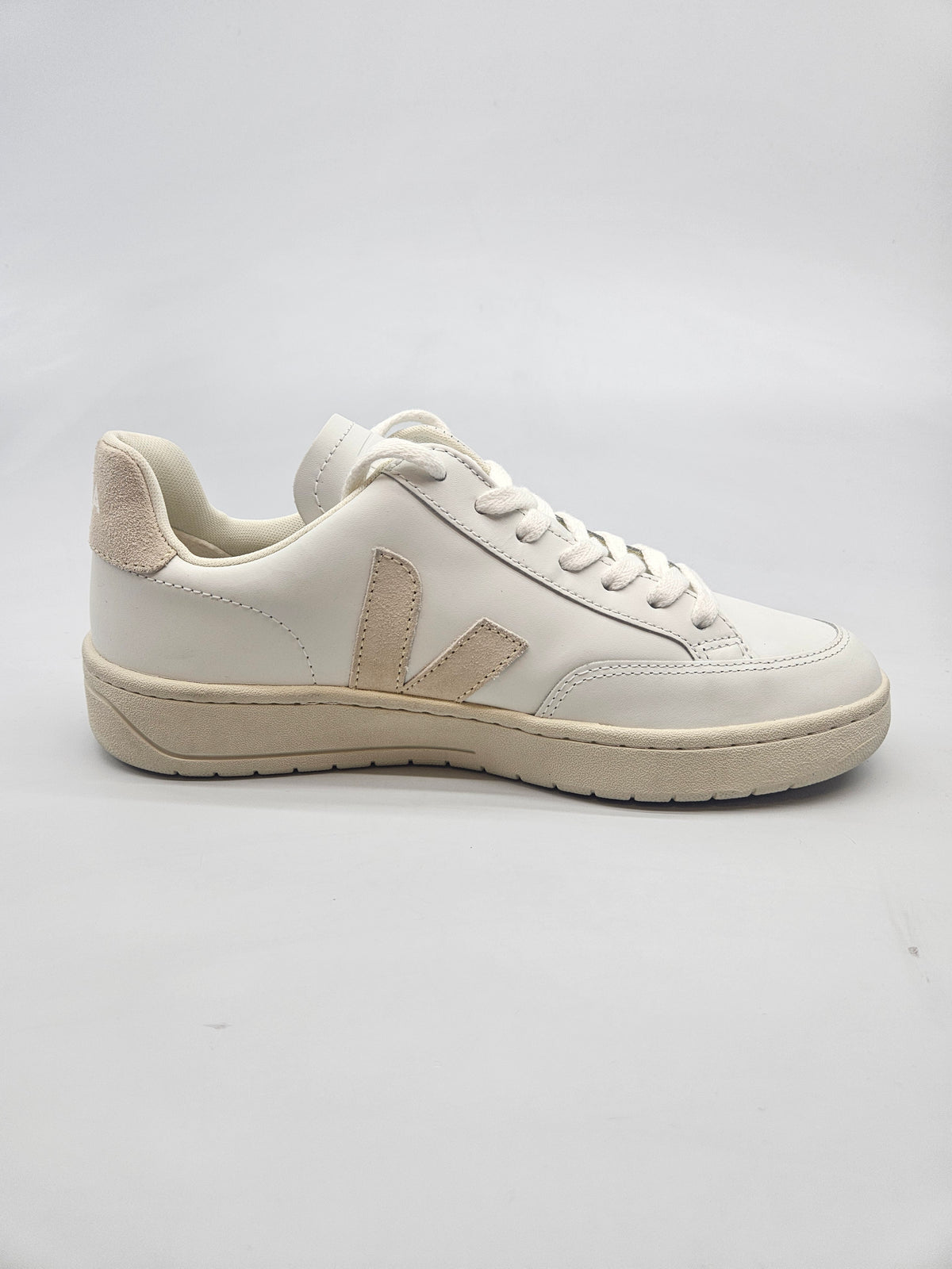 VEJA NOVI ORIGINAL PATIKI BR 39