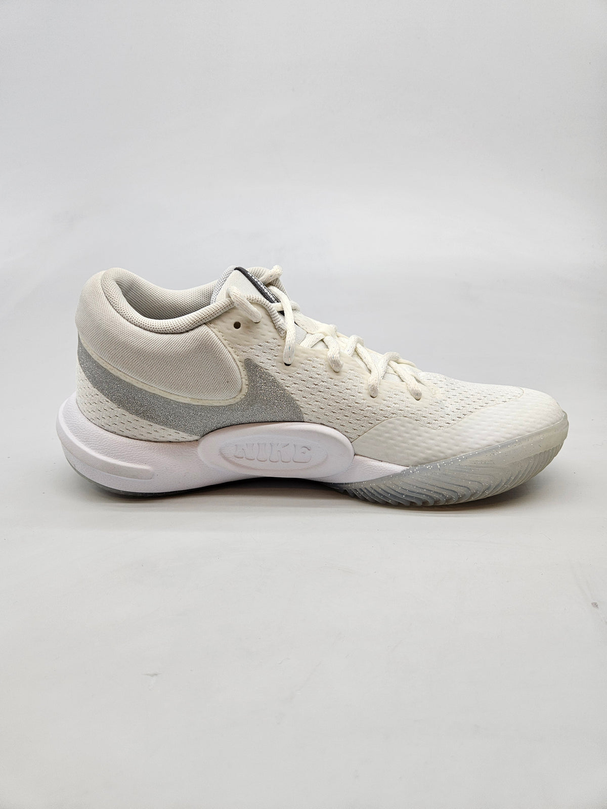 NIKE NOVI ORIGINAL PATIKI BR 37.5