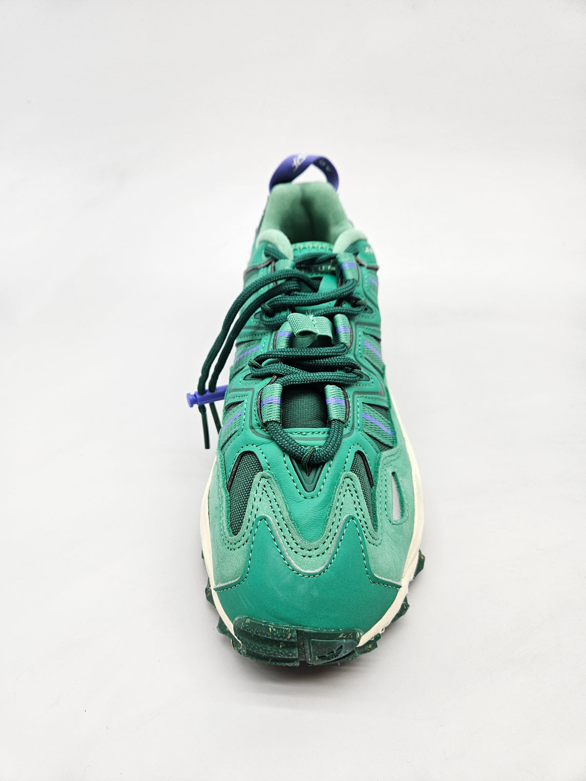 ADIDAS NOVI ORIGINAL PATIKI BR 41