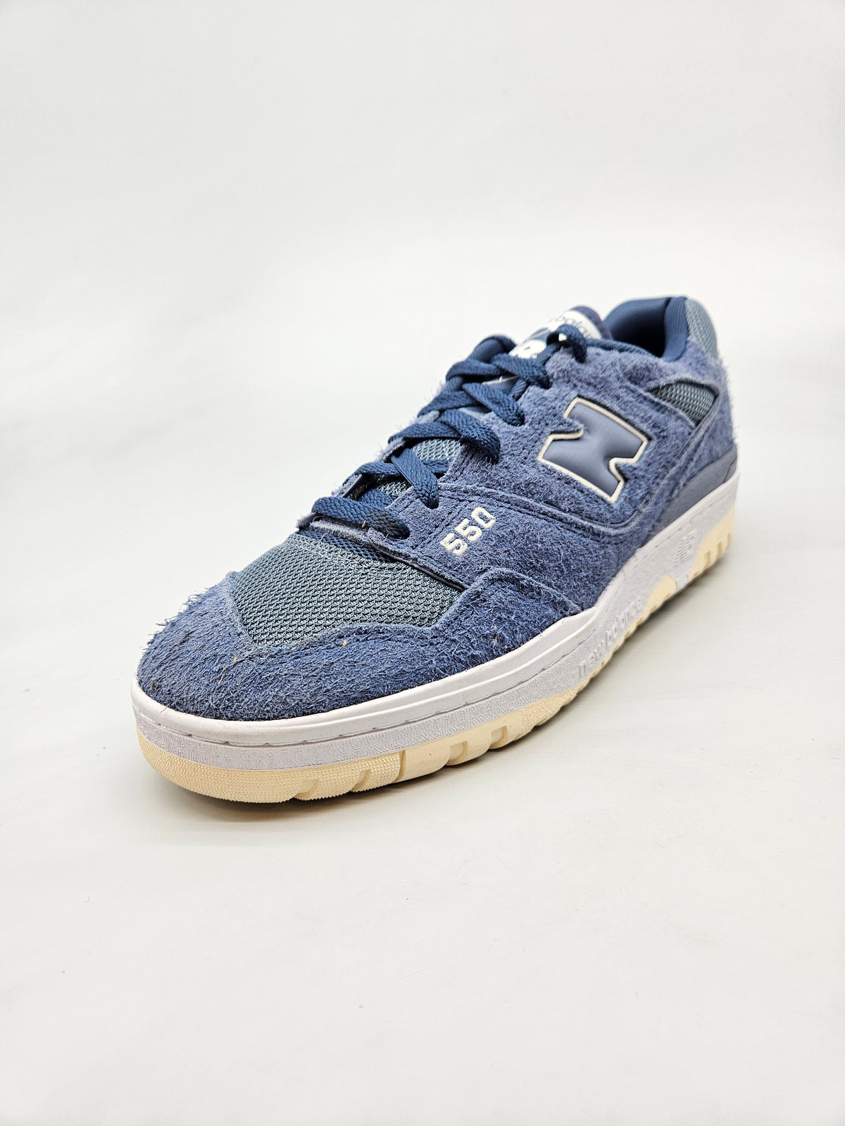 NEW BALANCE  NOVI ORIGINAL PATIKI BR 42.5