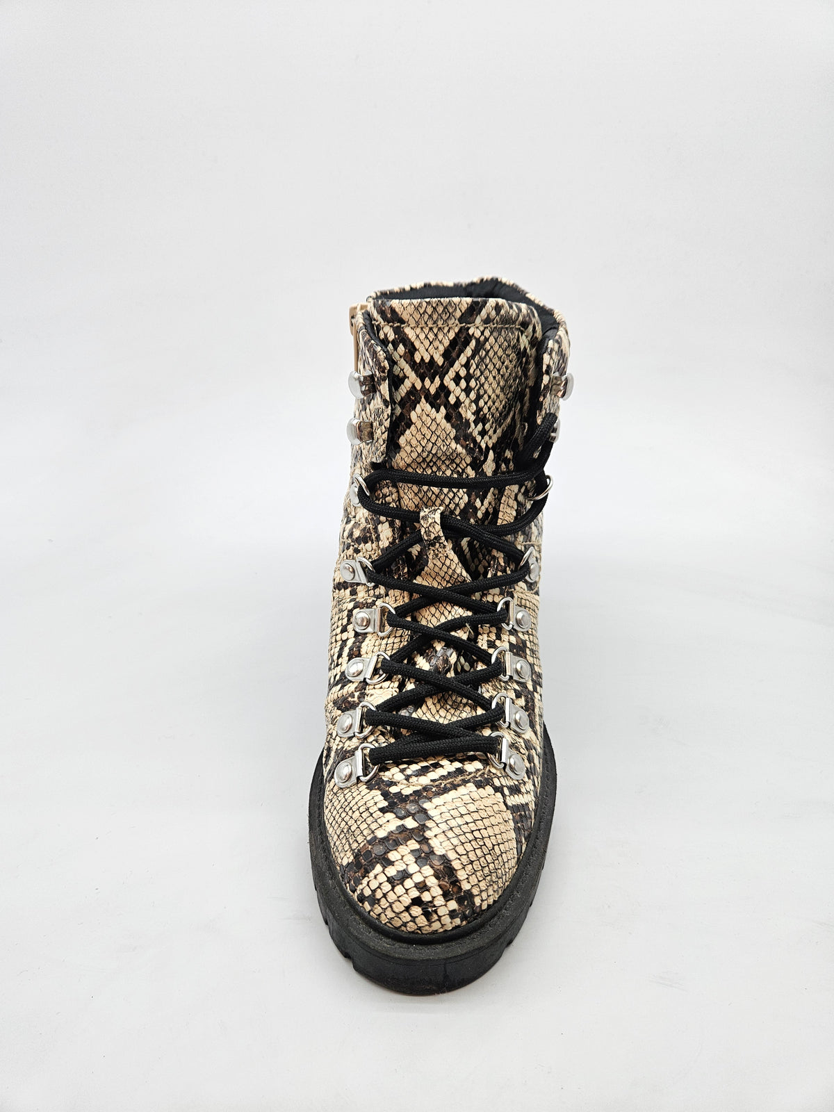 NEW LOOK ORIGINAL CIZMI BR 38