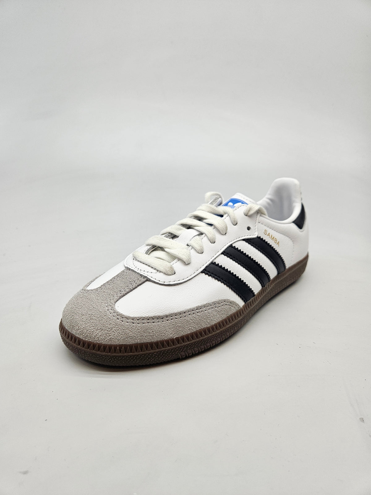 ADIDAS NOVI ORIGINAL PATIKI BR 38