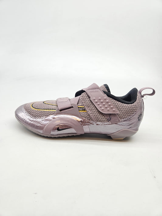 NIKE NOVI ORIGINAL PATIKI BR 40.5