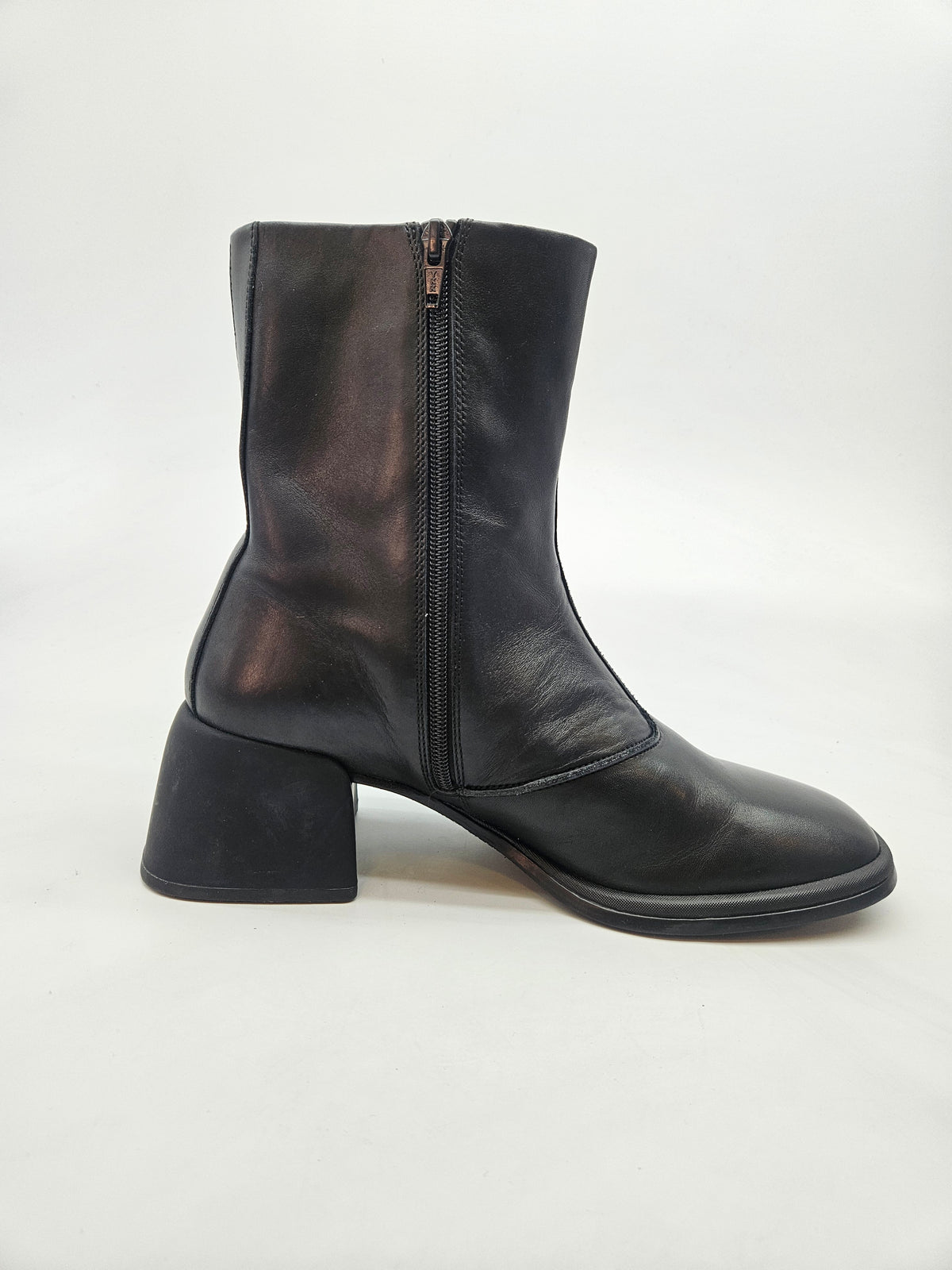 VAGABOND ORIGINAL CIZMI BR 41