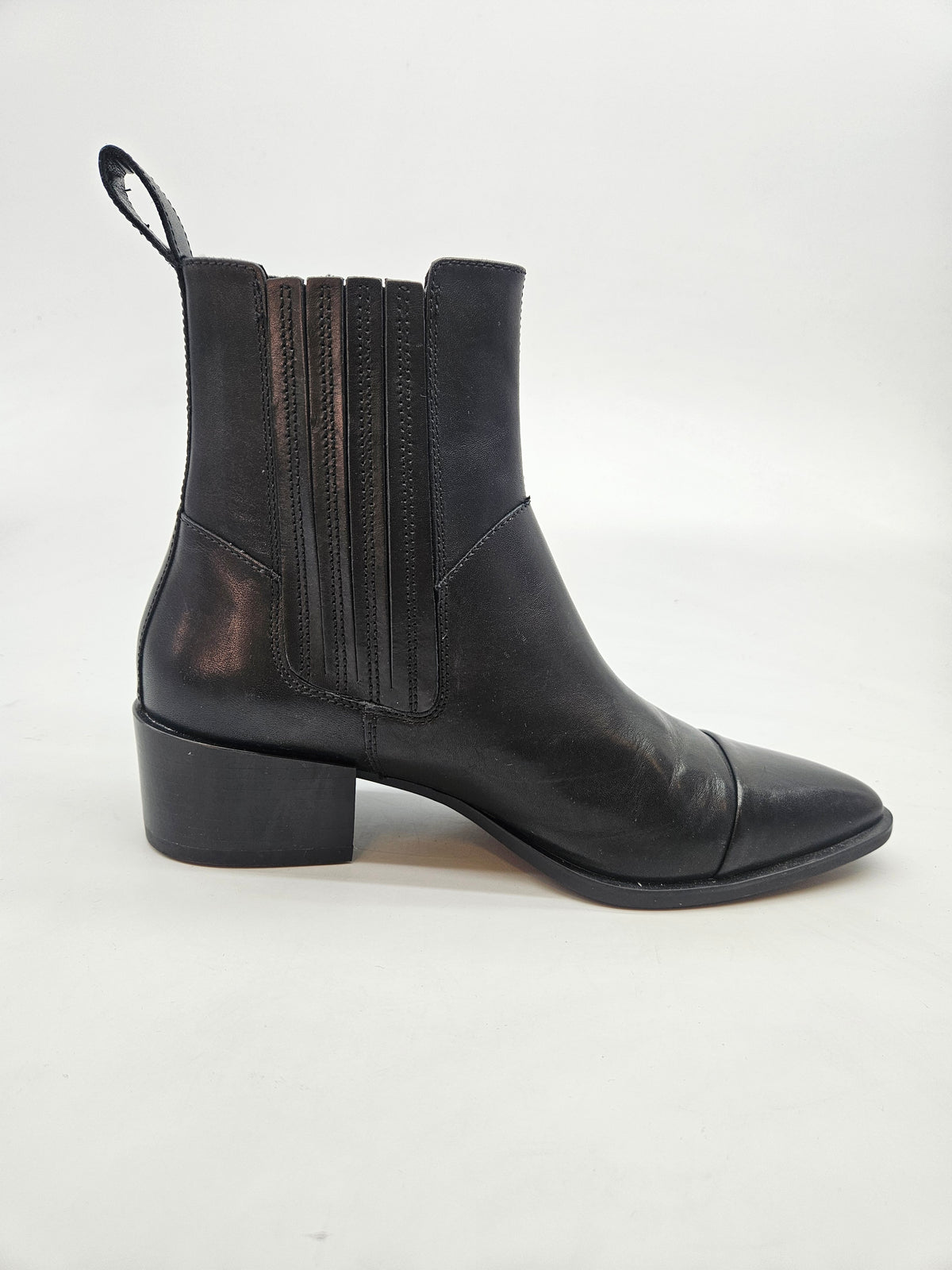 VAGABOND ORIGINAL CIZMI BR 39