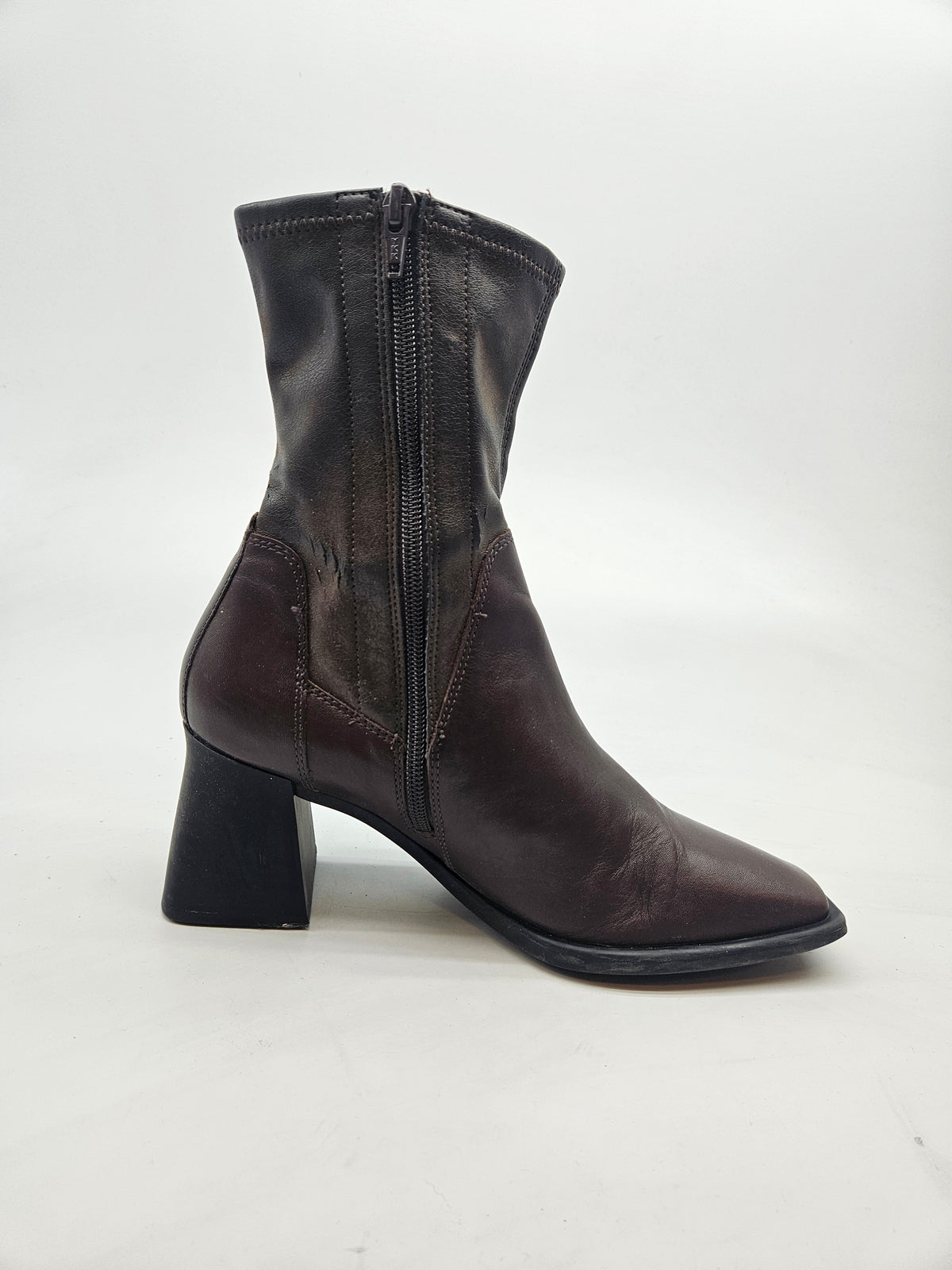 VAGABOND ORIGINAL CIZMI BR 38