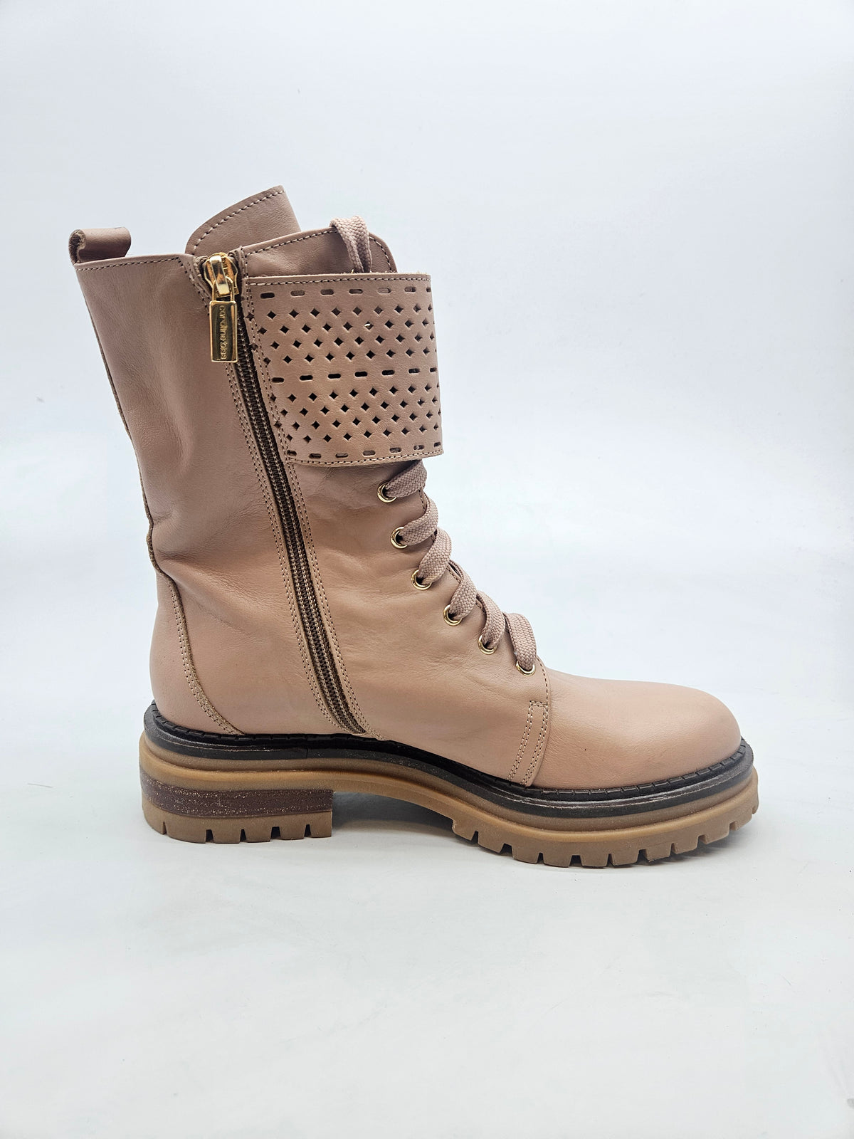 CAROLINE BISS ORIGINAL CIZMI BR 38