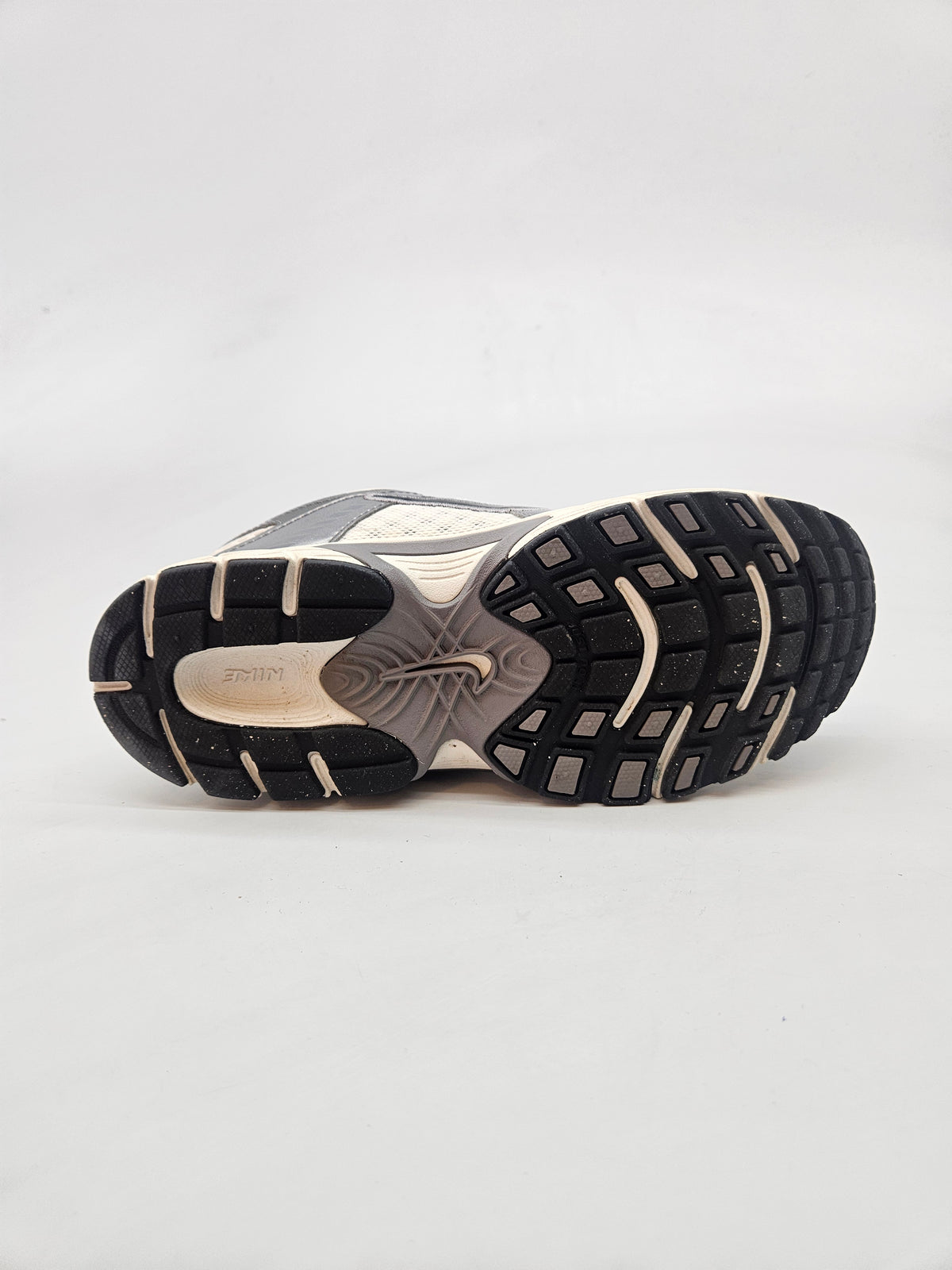 NIKE ORIGINAL PATIKI BR 33.5