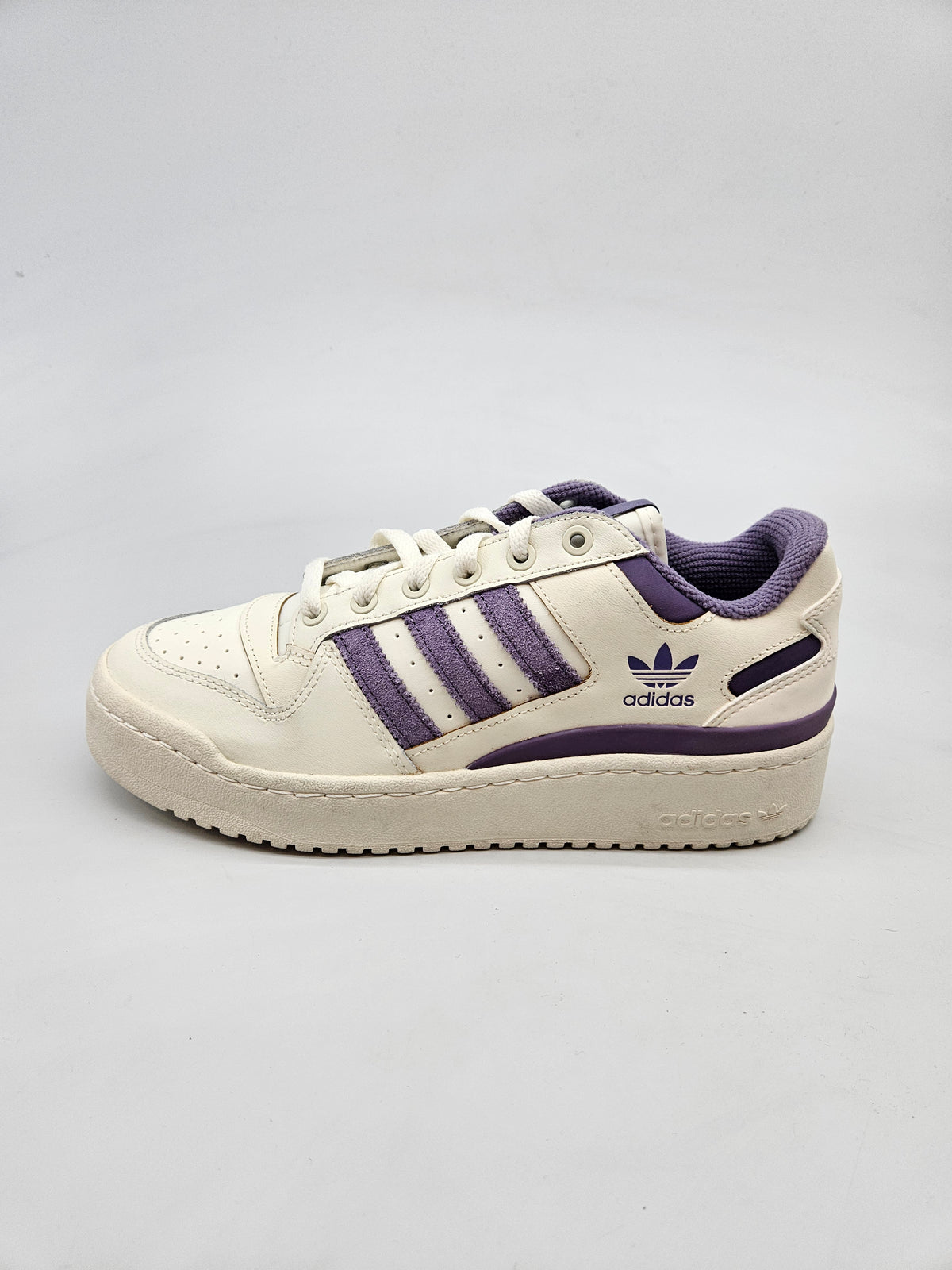 ADIDAS NOVI ORIGINAL PATIKI BR 41