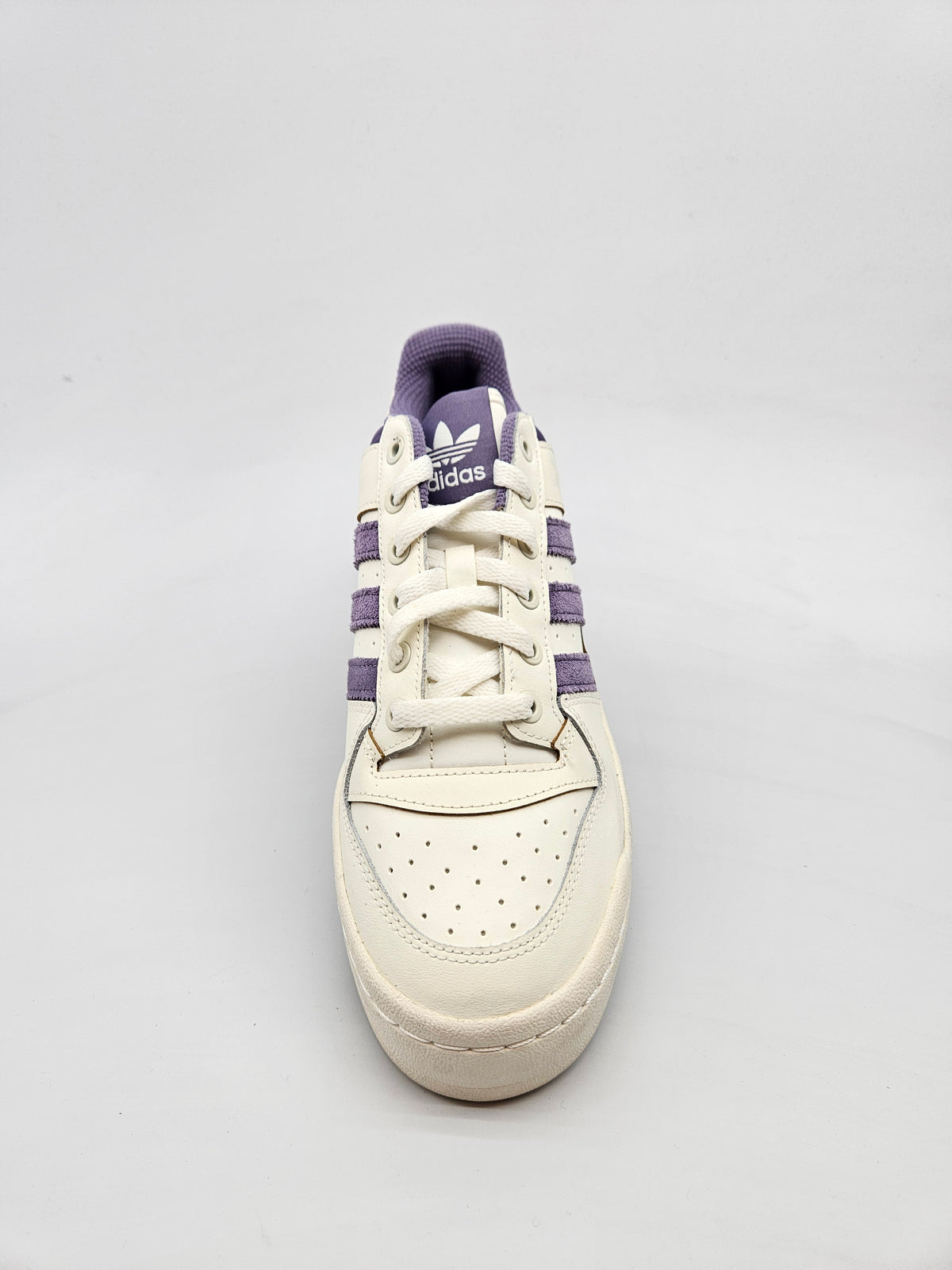 ADIDAS NOVI ORIGINAL PATIKI BR 41