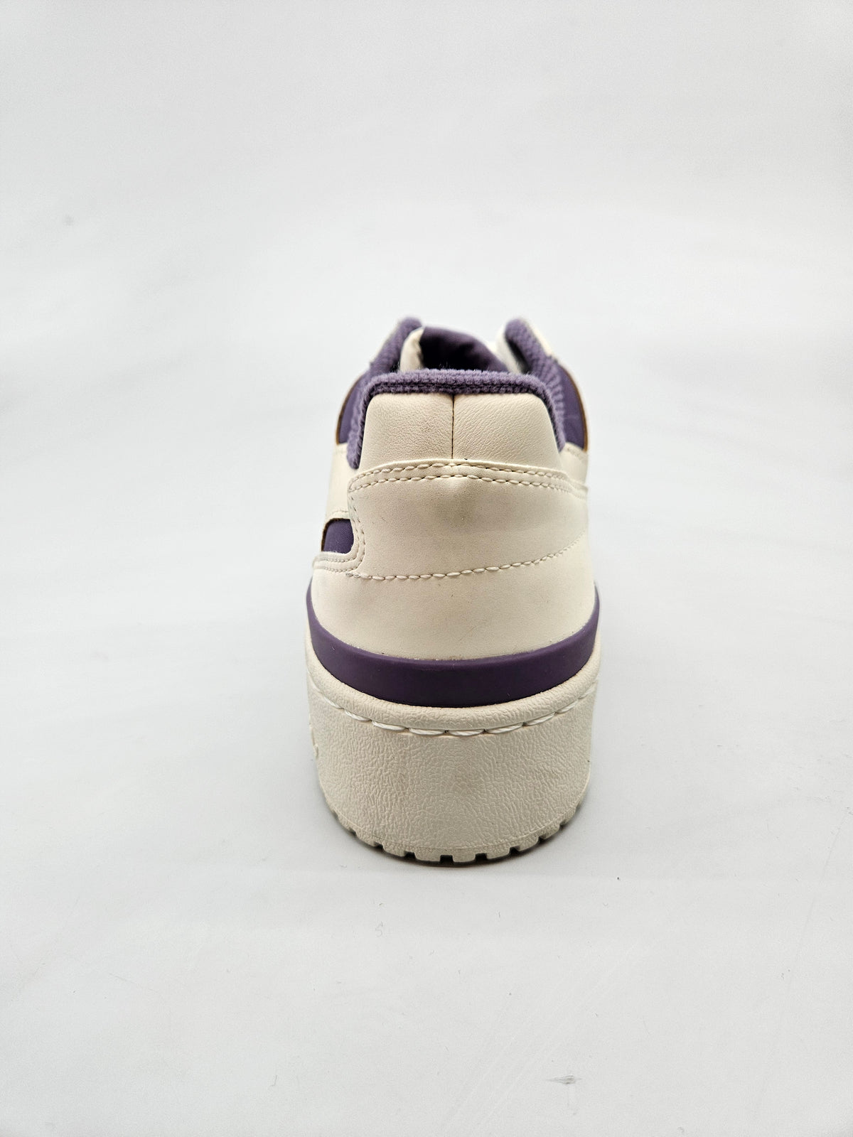 ADIDAS NOVI ORIGINAL PATIKI BR 41
