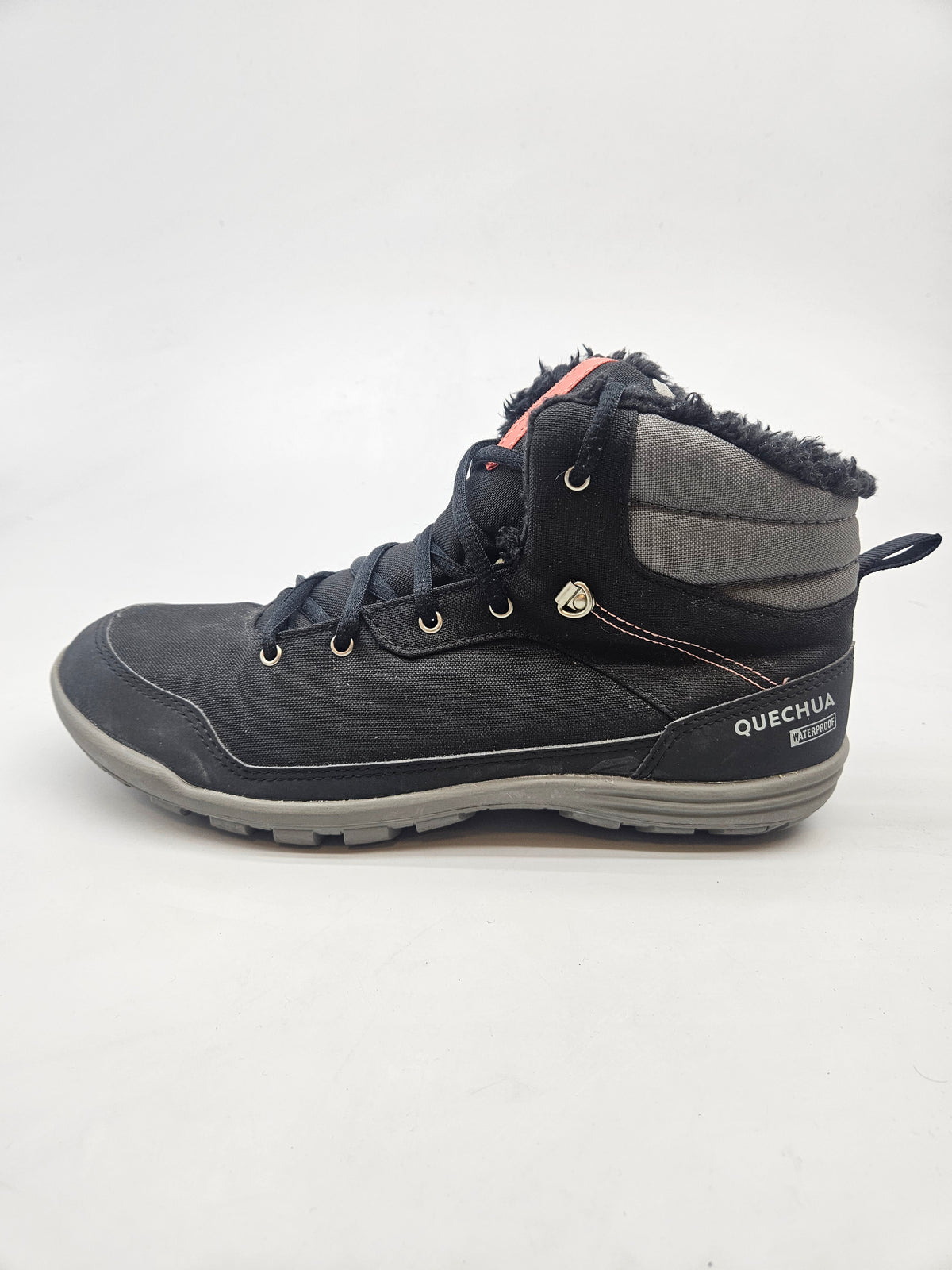 QUECHUA ORIGINAL VODOOTPORNI CIZMI BR 41