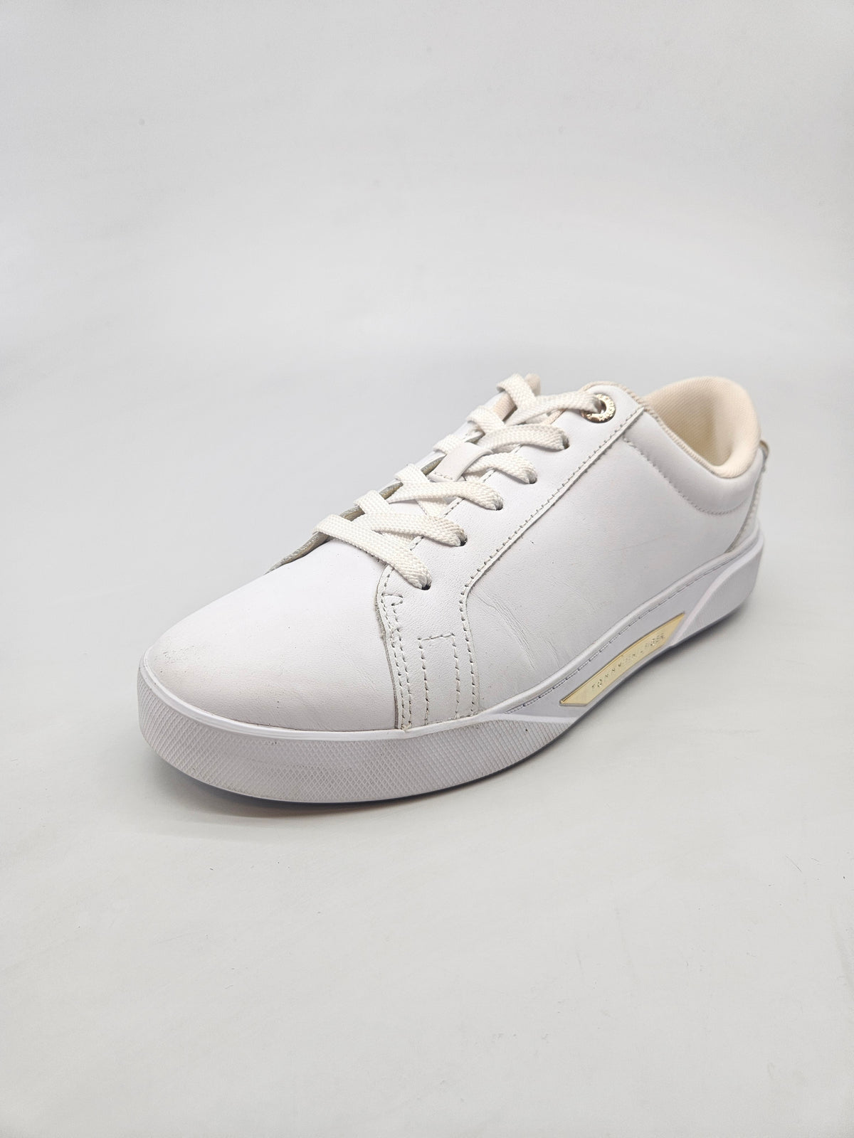 TOMMY HILFIGER ORIGINAL NOVI PATIKI BR 40