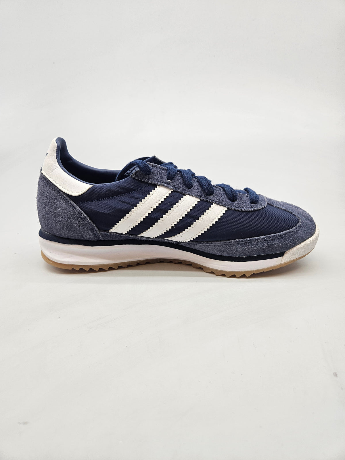 ADIDAS NOVI ORIGINAL PATIKI BR 38