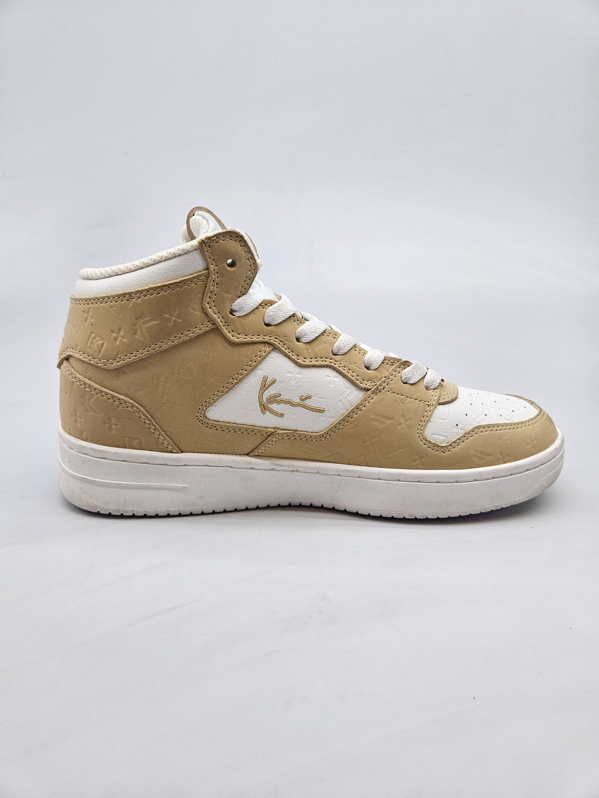 KARL KANI NOVI ORIGINAL PATIKI BR 40.5
