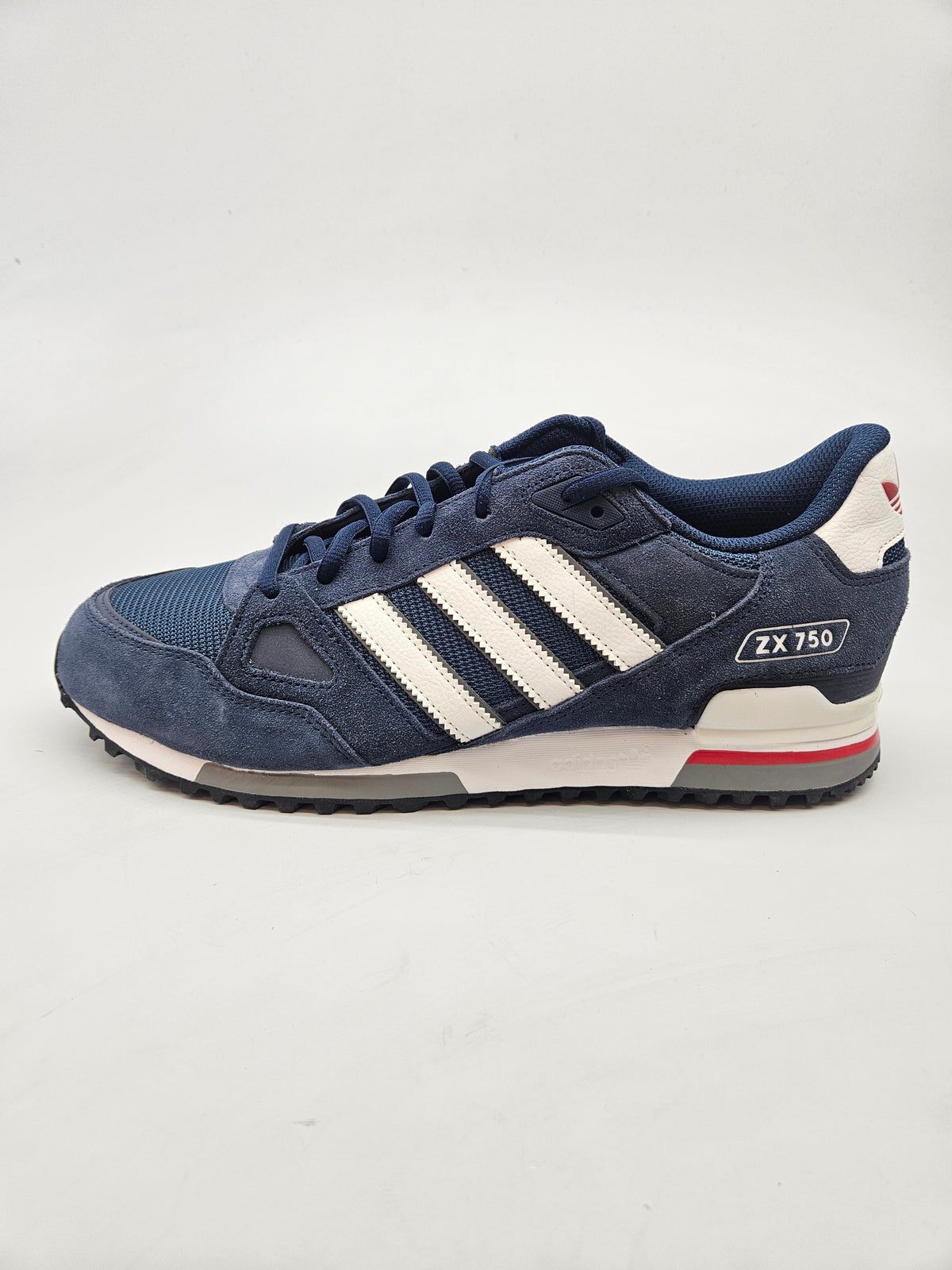 ADIDAS NOVI ORIGINAL PATIKI BR 46