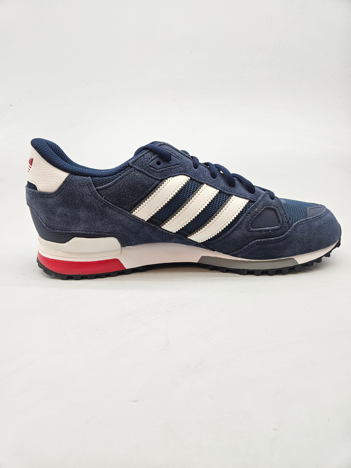ADIDAS NOVI ORIGINAL PATIKI BR 46