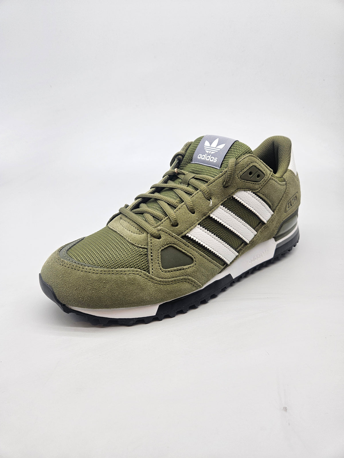 ADIDAS NOVI ORIGINAL PATIKI BR 46