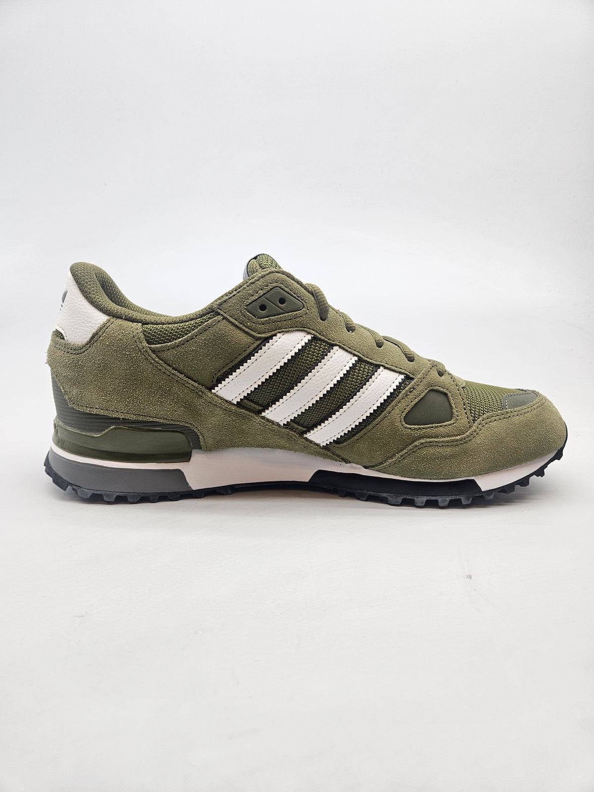 ADIDAS NOVI ORIGINAL PATIKI BR 46