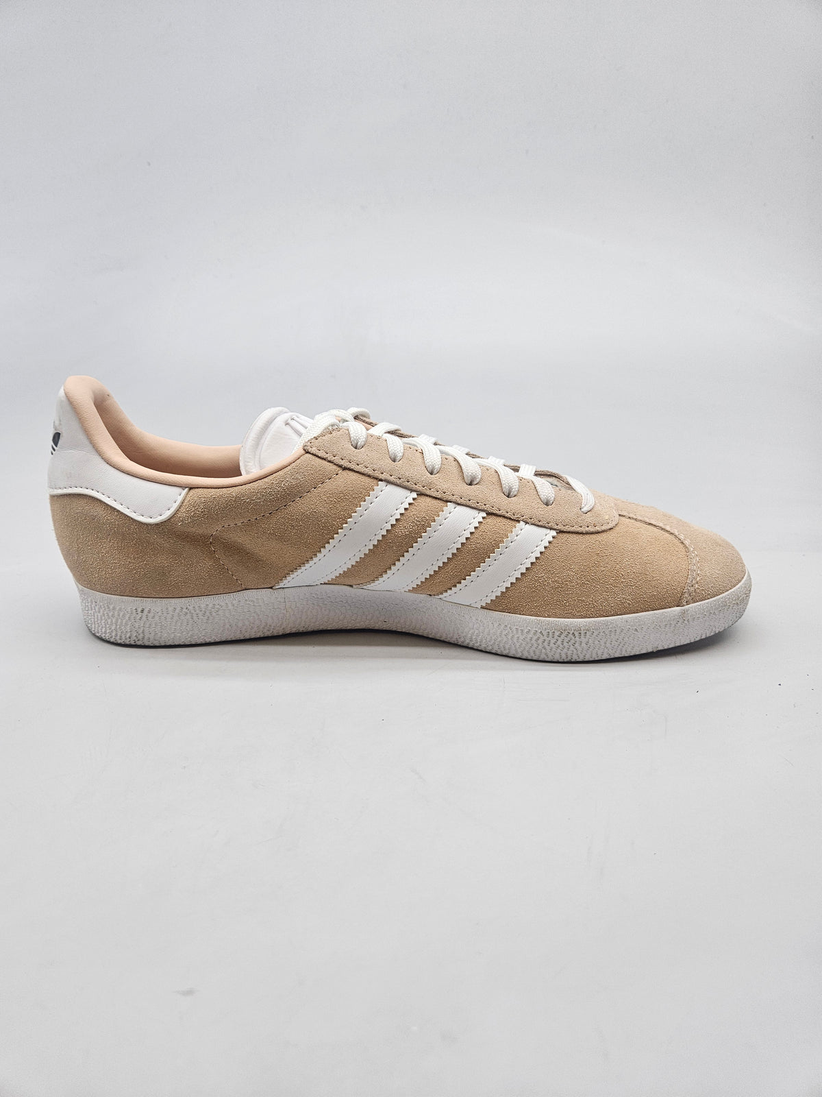 ADIDAS NOVI ORIGINAL PATIKI BR 41