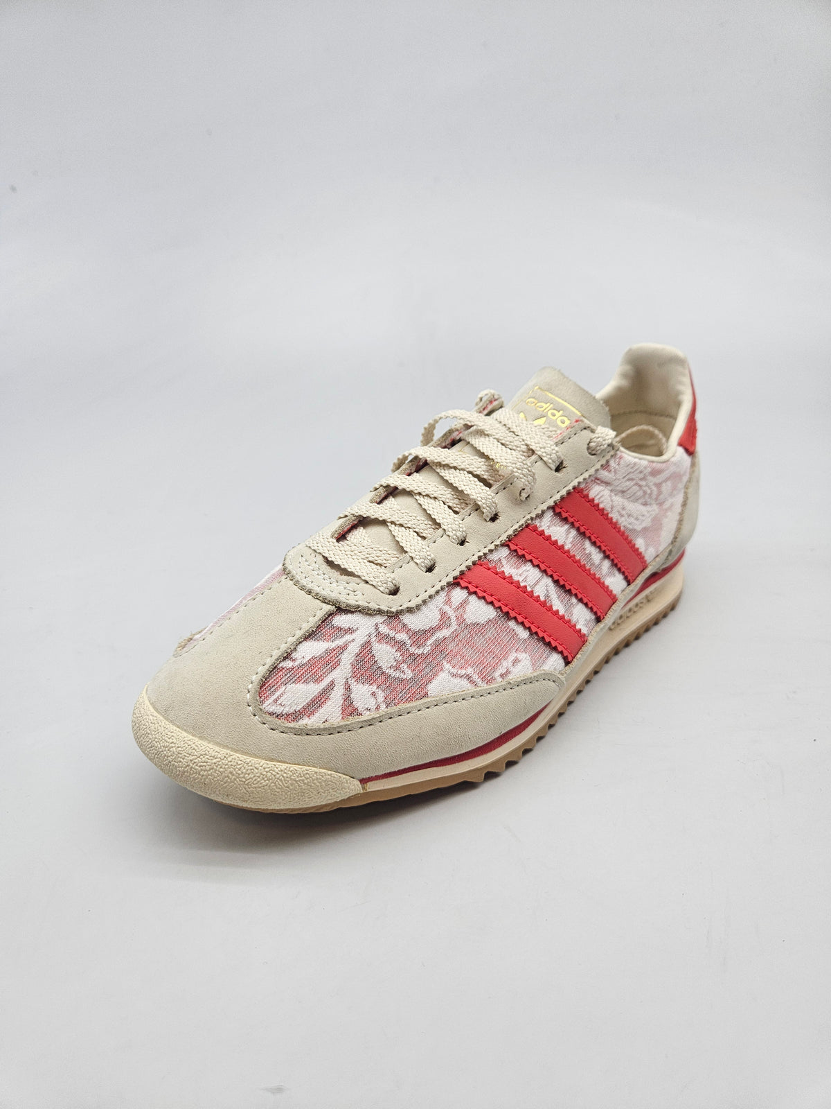 ADIDAS NOVI ORIGINAL PATIKI BR 38.5
