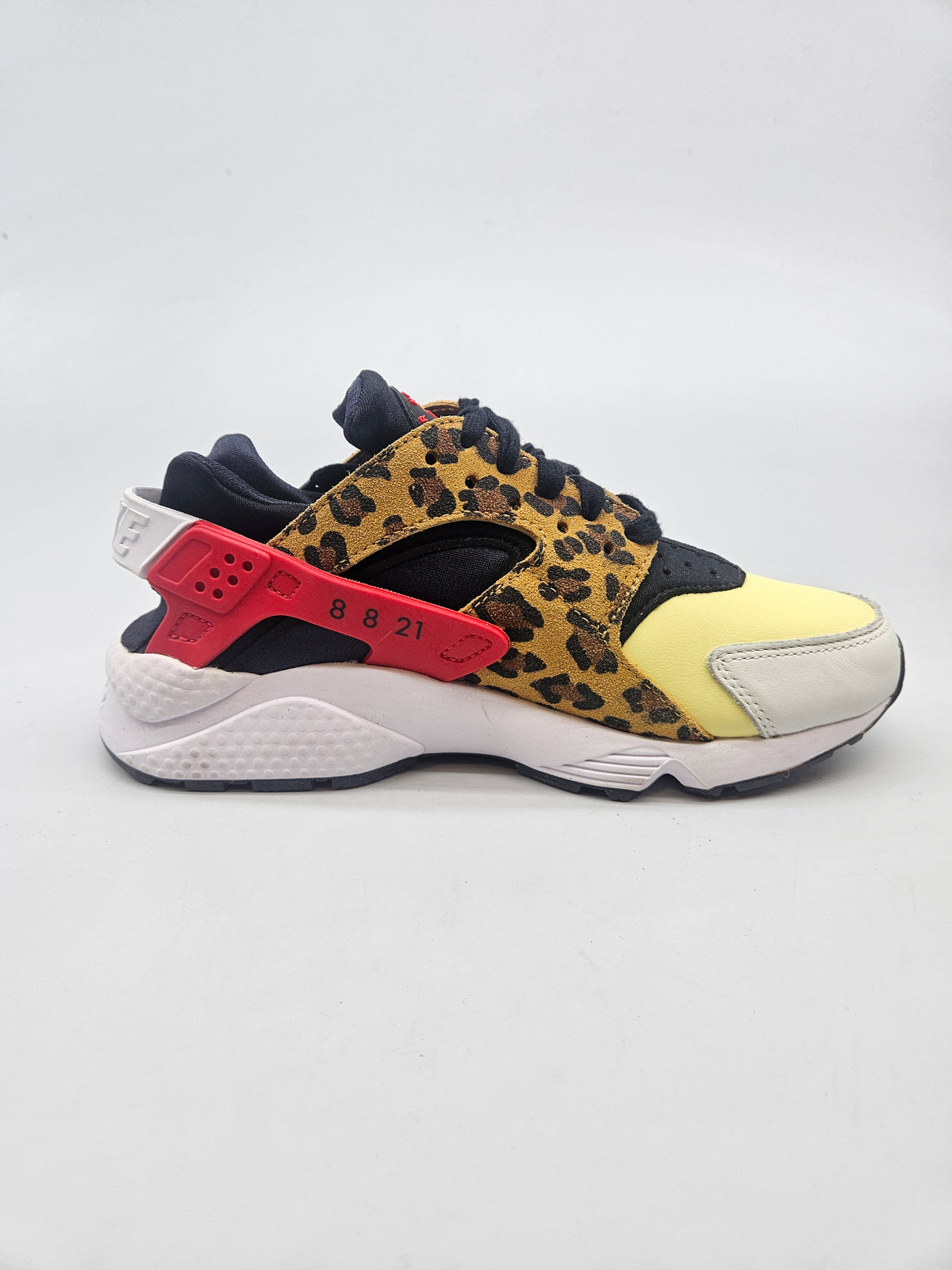 NIKE NOVI ORIGINAL PATIKI BR 38