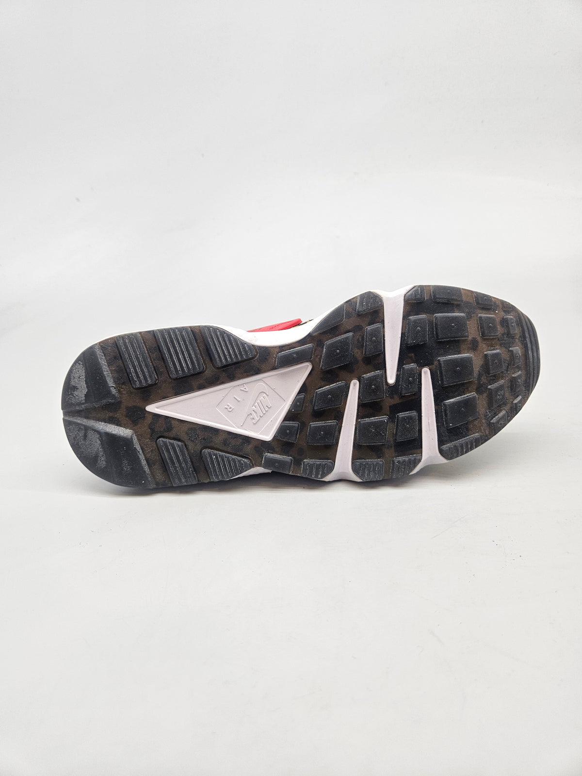 NIKE NOVI ORIGINAL PATIKI BR 38