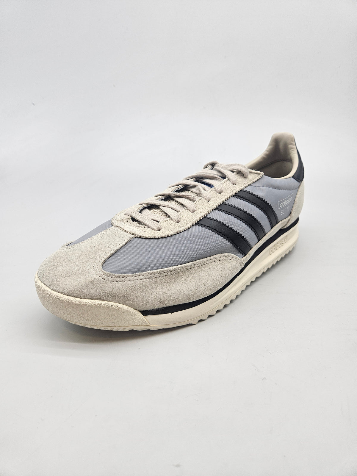 ADIDAS NOVI ORIGINAL PATIKI BR 49