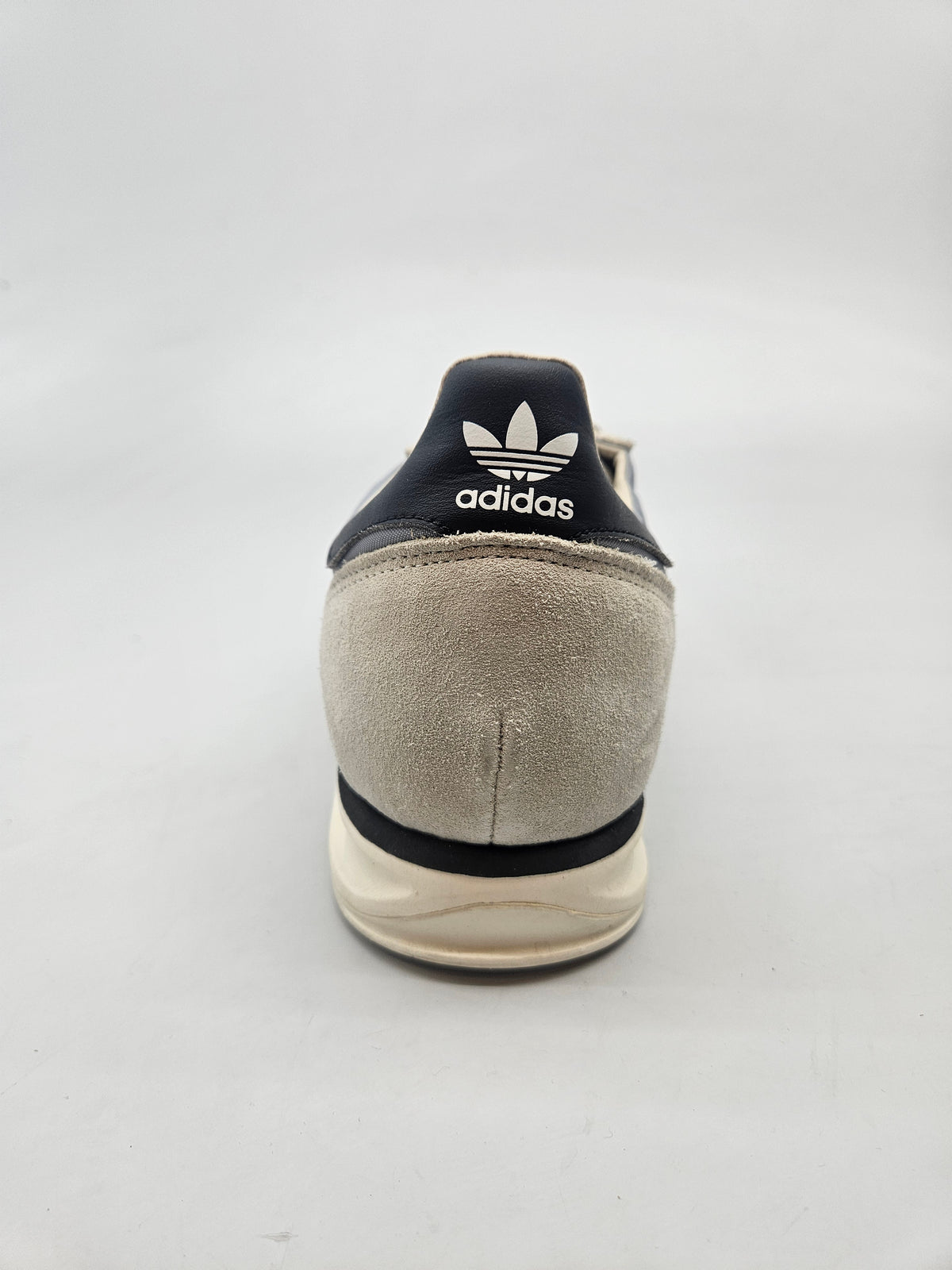 ADIDAS NOVI ORIGINAL PATIKI BR 49